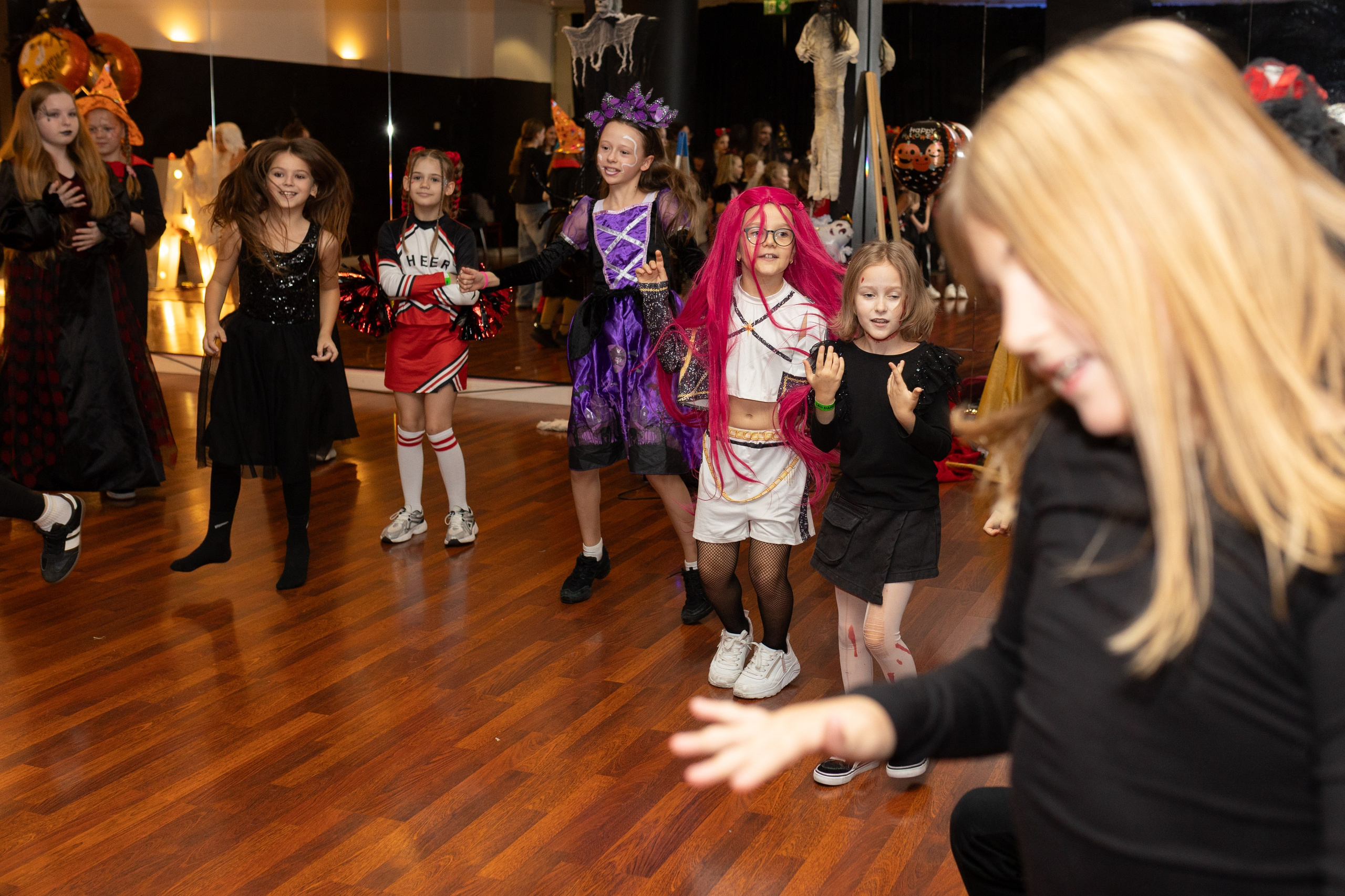 Хэллоуин Leo dance. Family and children photographer in Warszaw Liudmila Babrouskaya