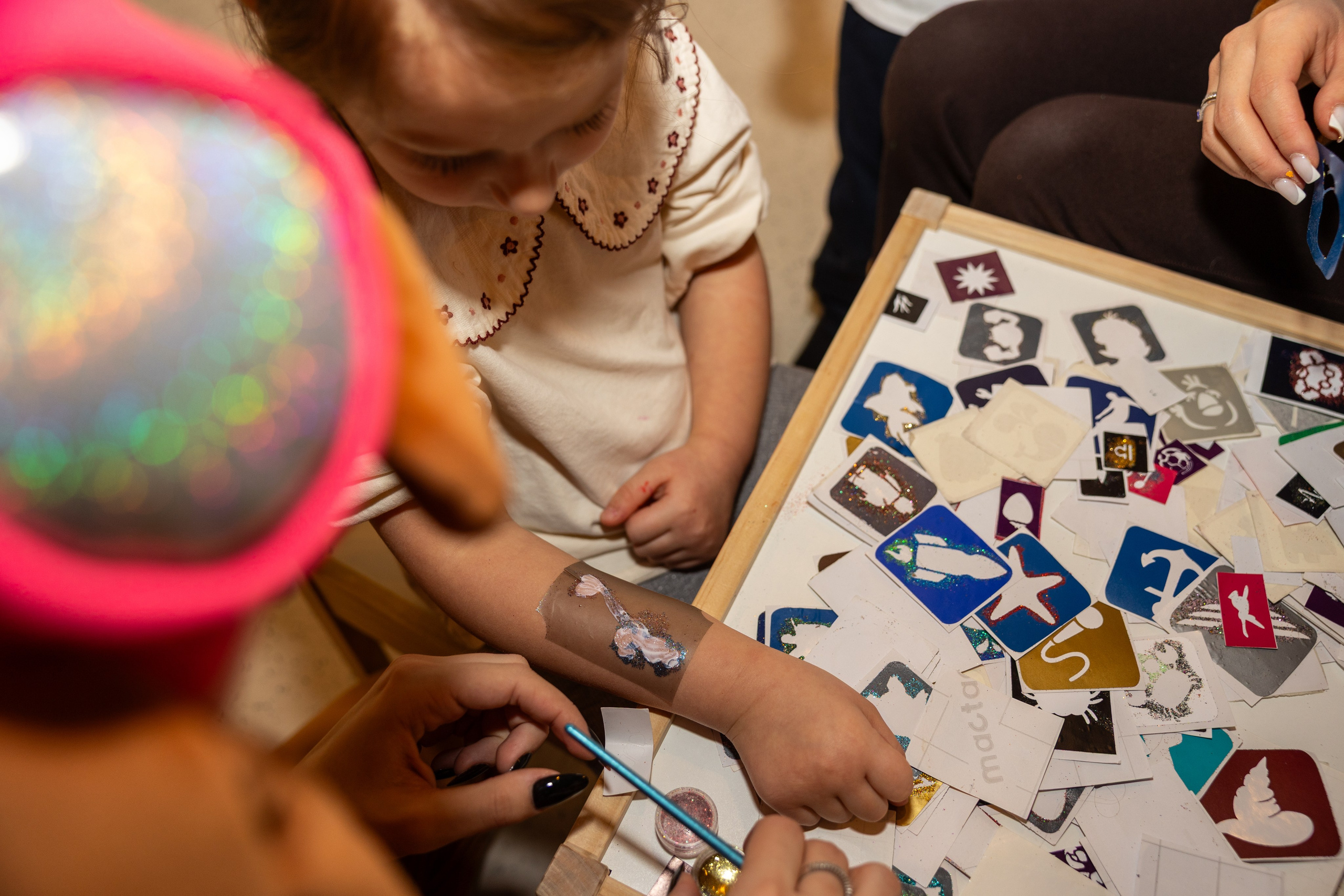 День рождения Артёма 24 января 2026 года. Семейный и детский фотограф в Варшаве Мила Бобровская