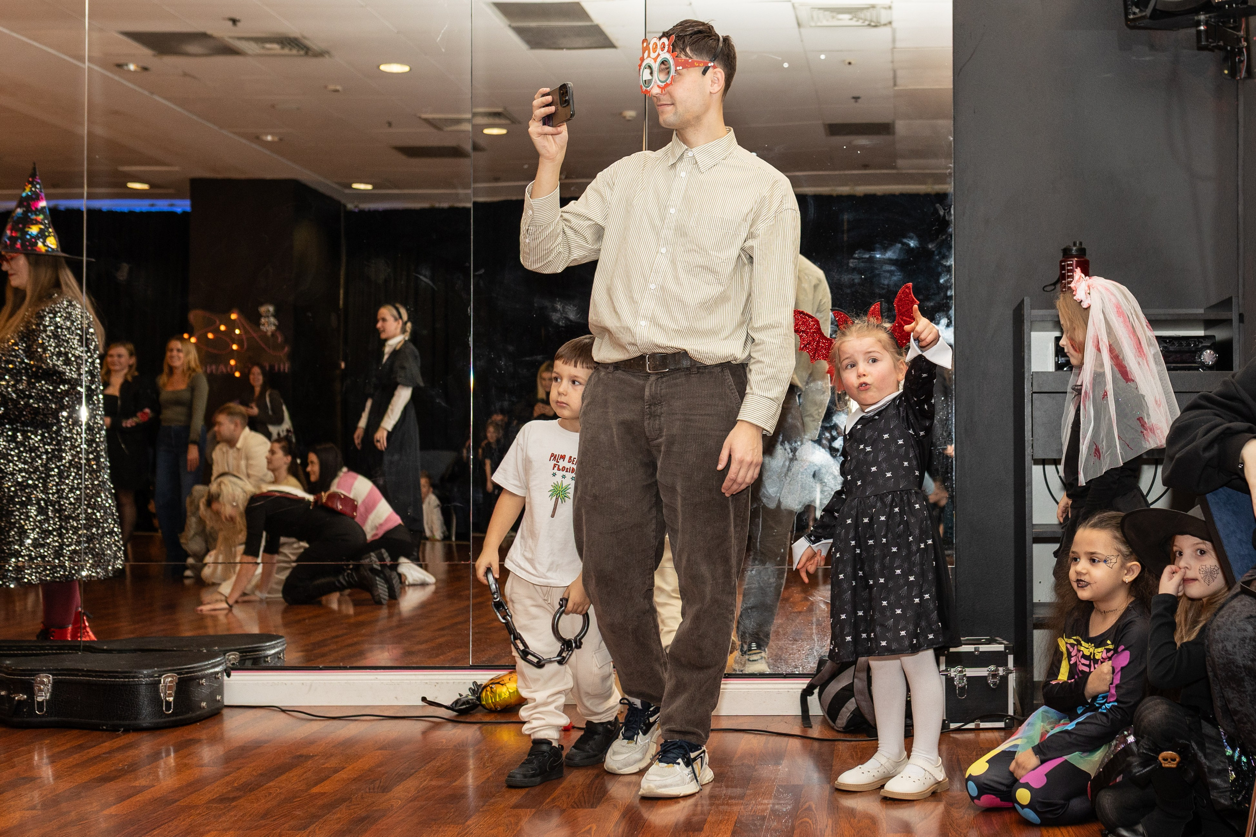 Хэллоуин Leo dance. Family and children photographer in Warszaw Liudmila Babrouskaya