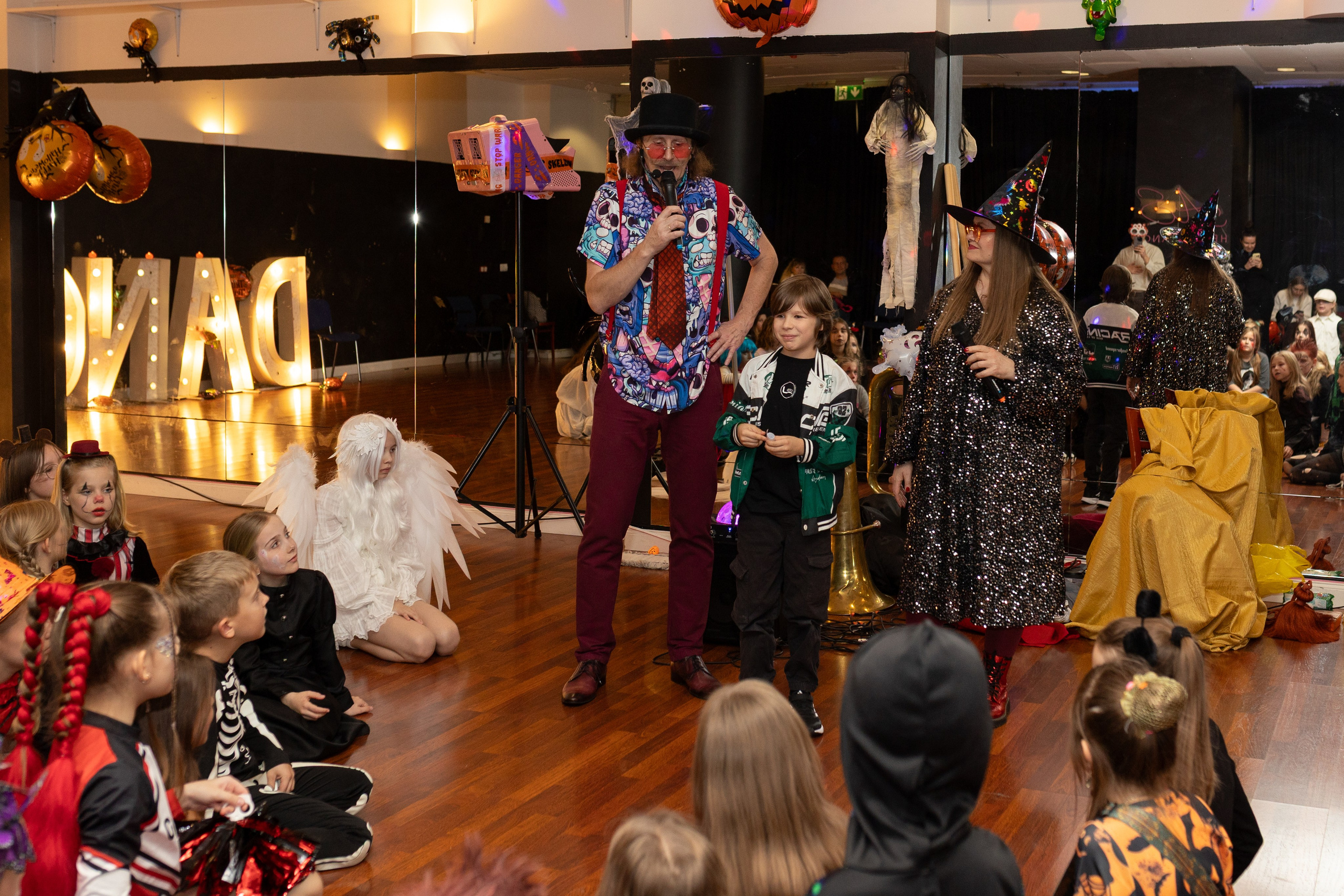 Хэллоуин Leo dance. Family and children photographer in Warszaw Liudmila Babrouskaya