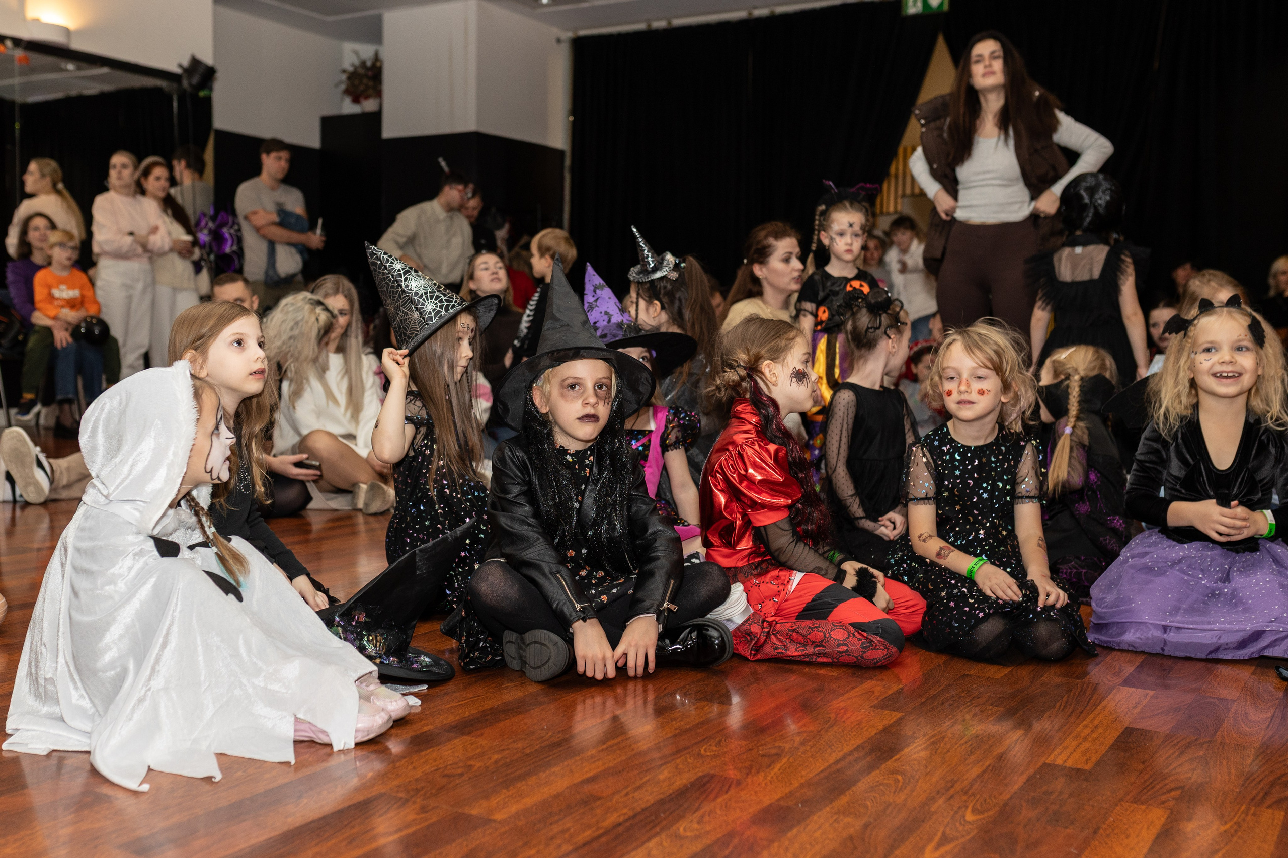 Хэллоуин Leo dance. Family and children photographer in Warszaw Liudmila Babrouskaya