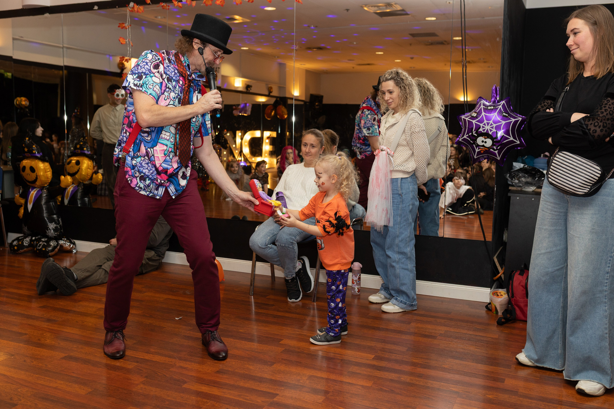 Хэллоуин Leo dance. Family and children photographer in Warszaw Liudmila Babrouskaya