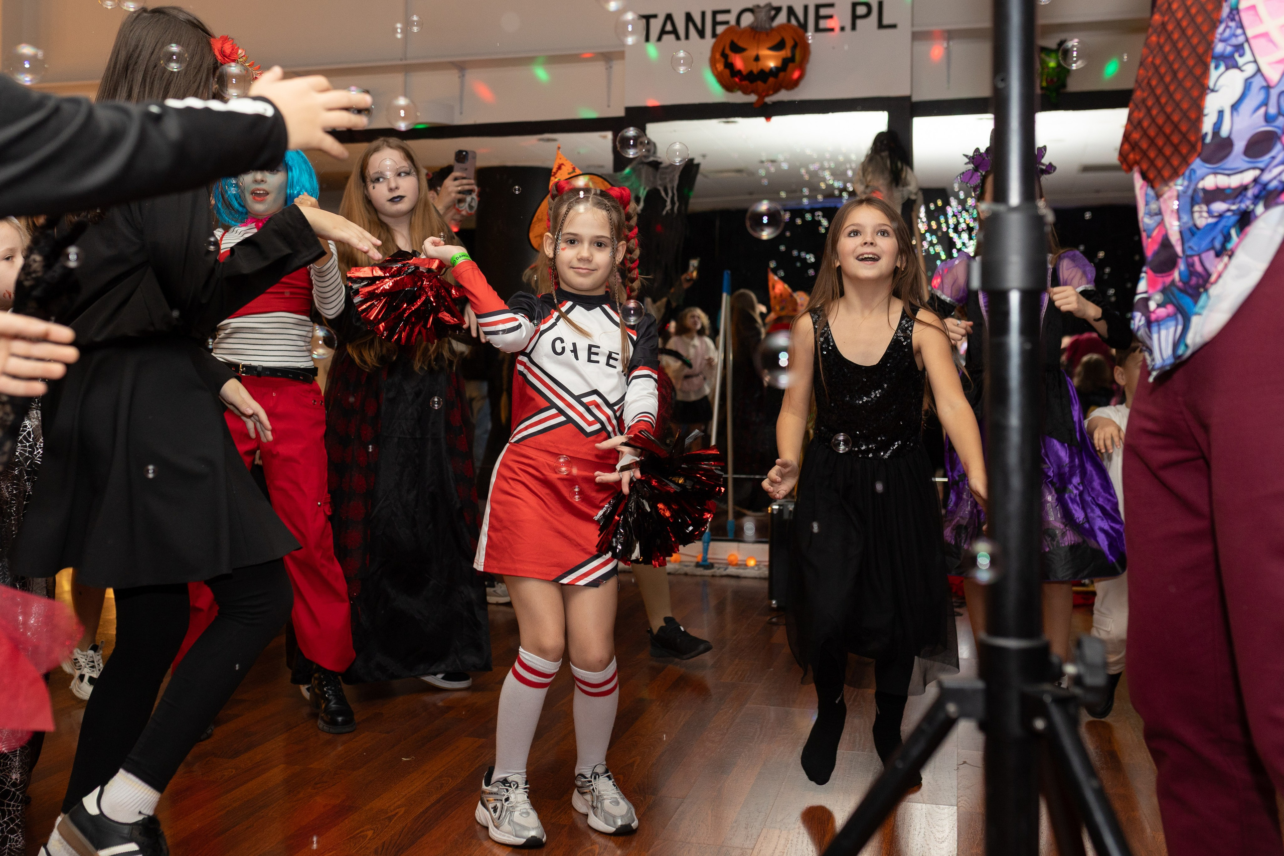 Хэллоуин Leo dance. Family and children photographer in Warszaw Liudmila Babrouskaya