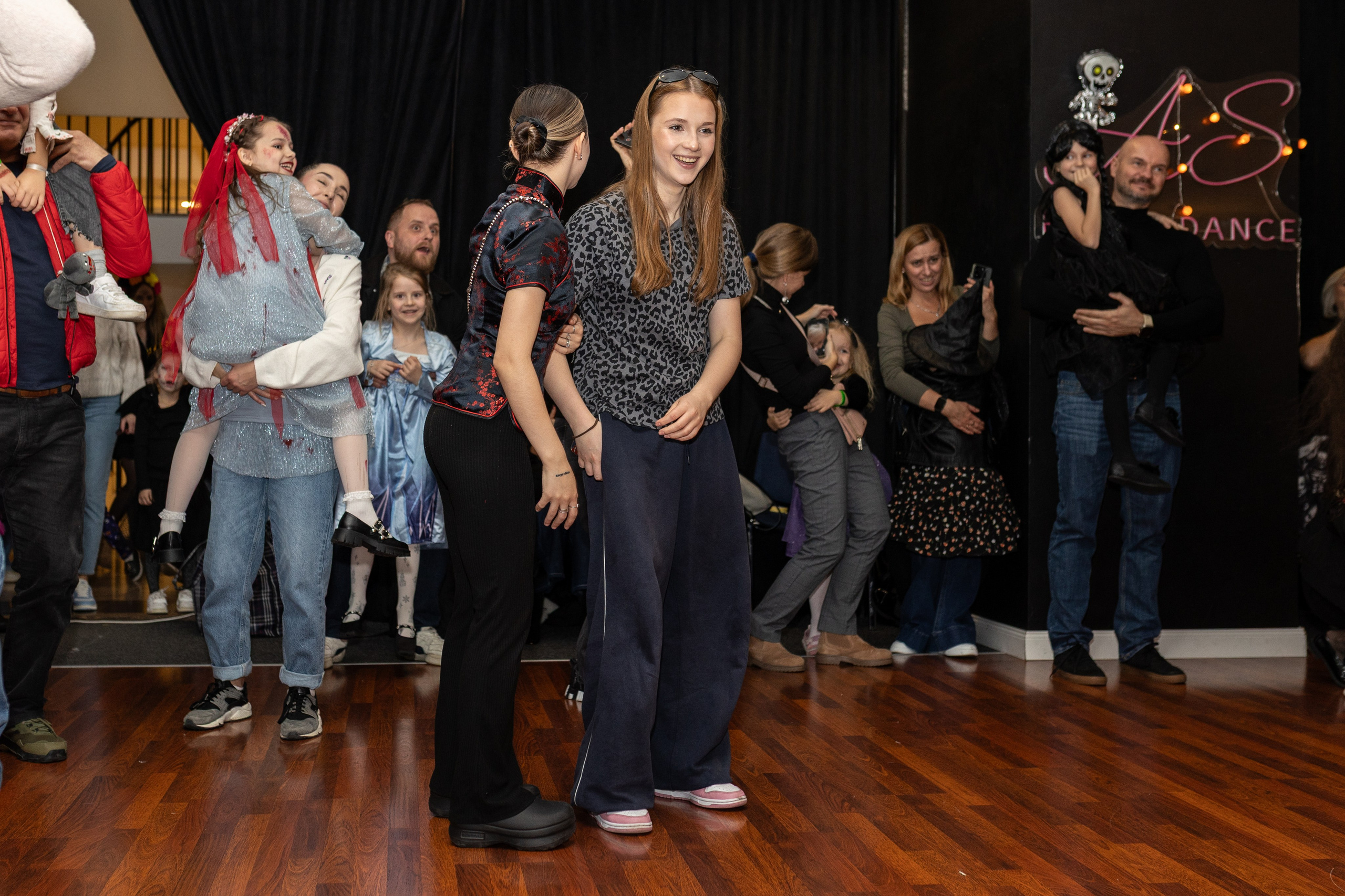 Хэллоуин Leo dance. Family and children photographer in Warszaw Liudmila Babrouskaya