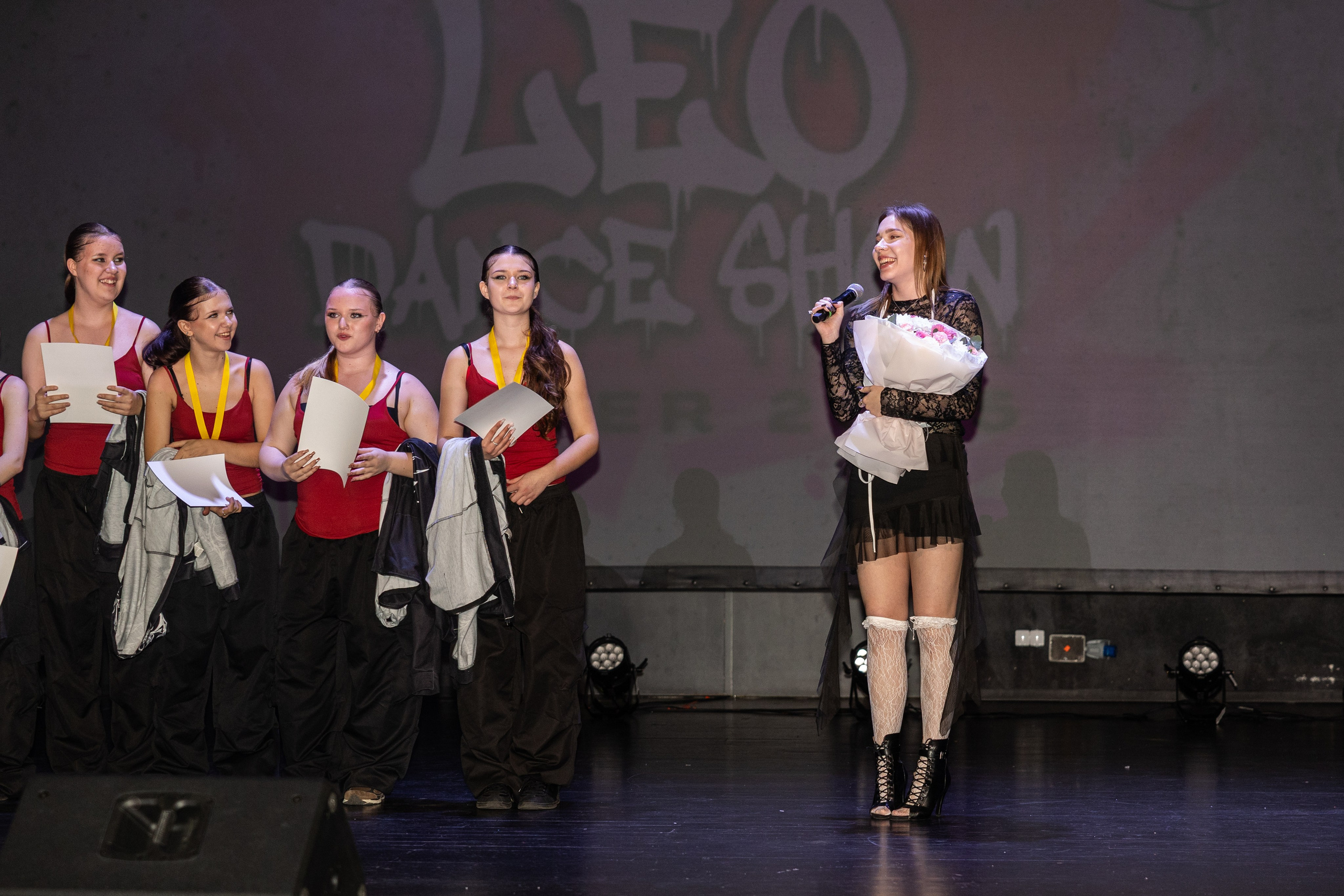 LEO DANCE SHOW WINTER 2025. Семейный и детский фотограф в Варшаве Мила Бобровская