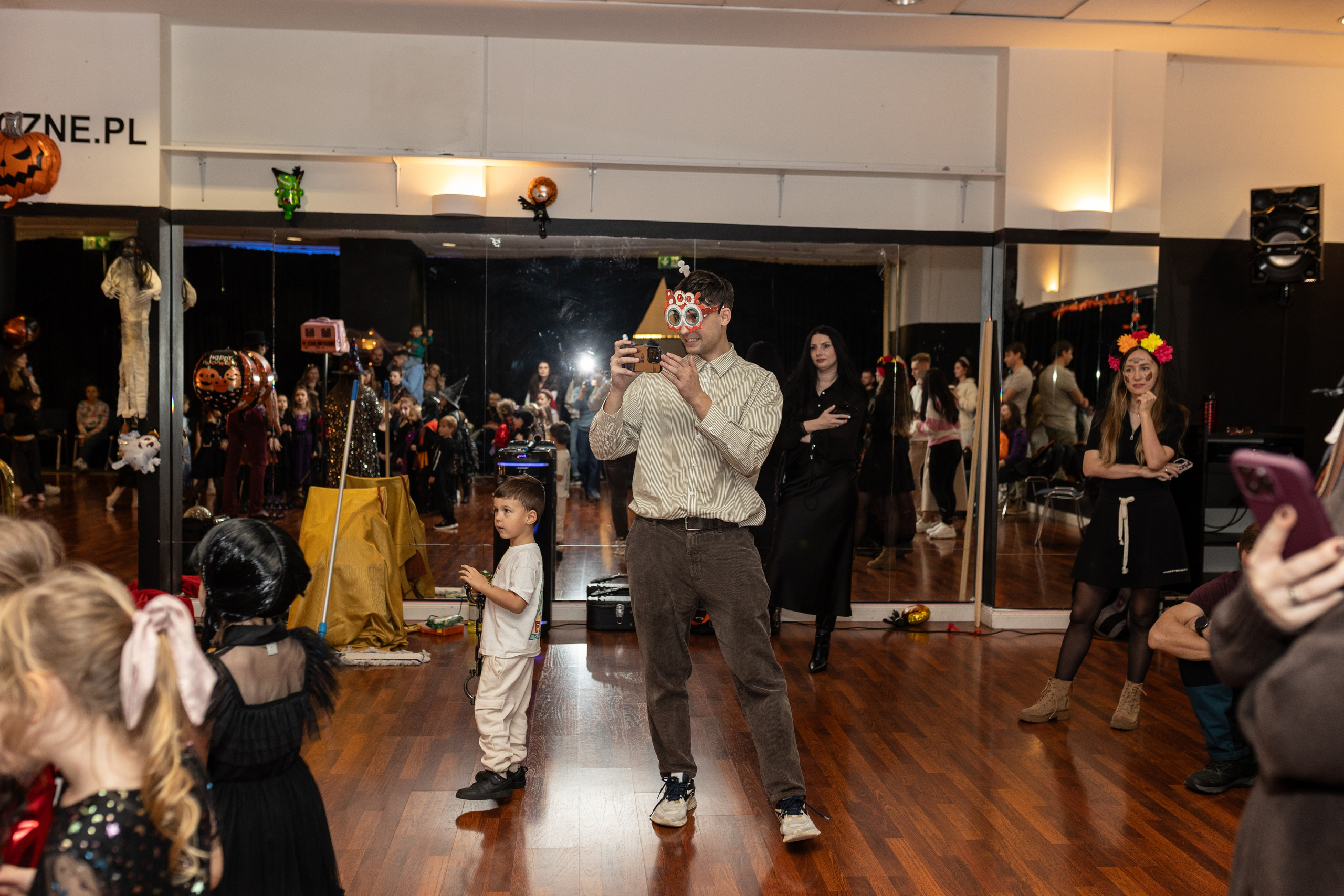 Хэллоуин Leo dance. Family and children photographer in Warszaw Liudmila Babrouskaya