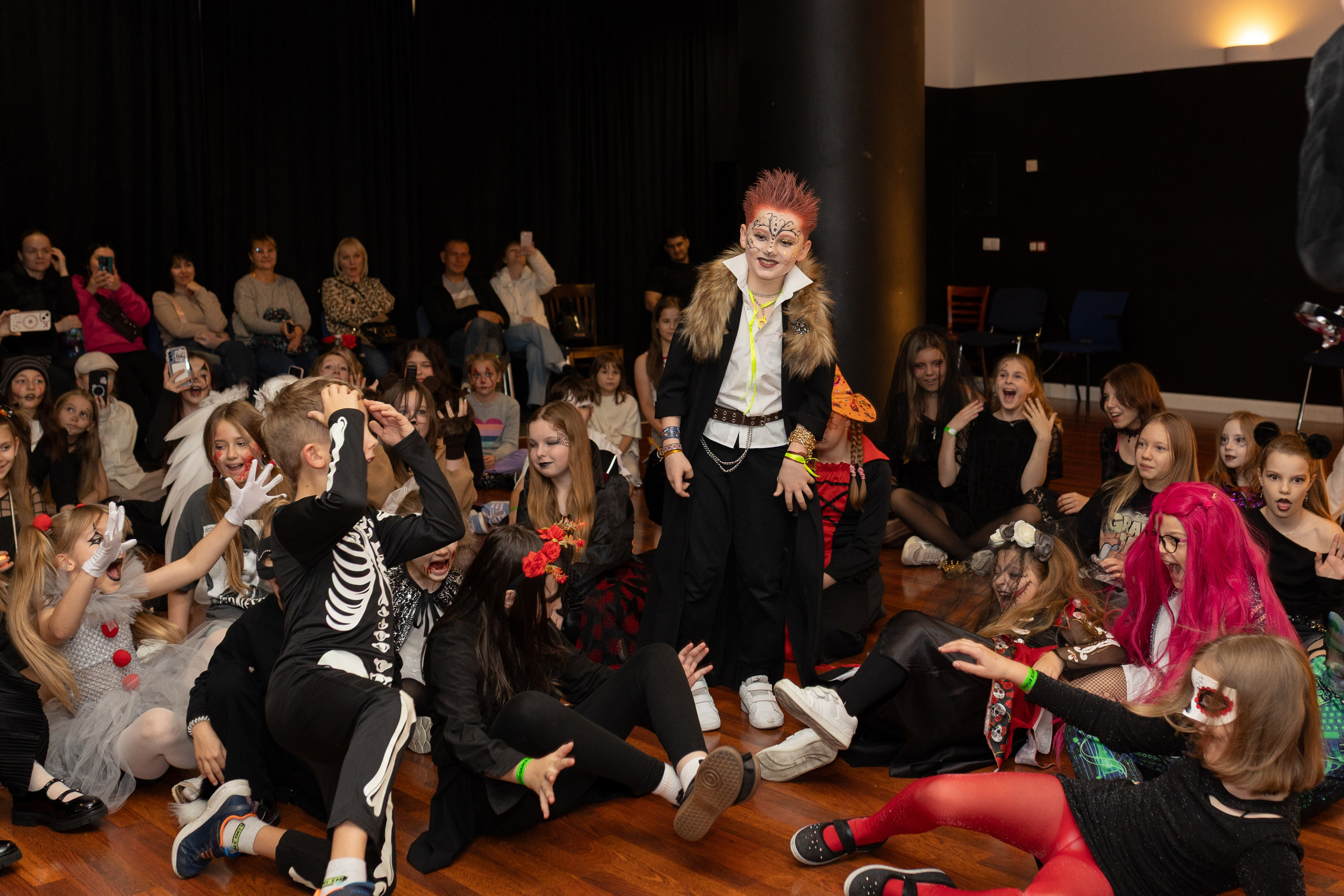 Хэллоуин Leo dance. Family and children photographer in Warszaw Liudmila Babrouskaya