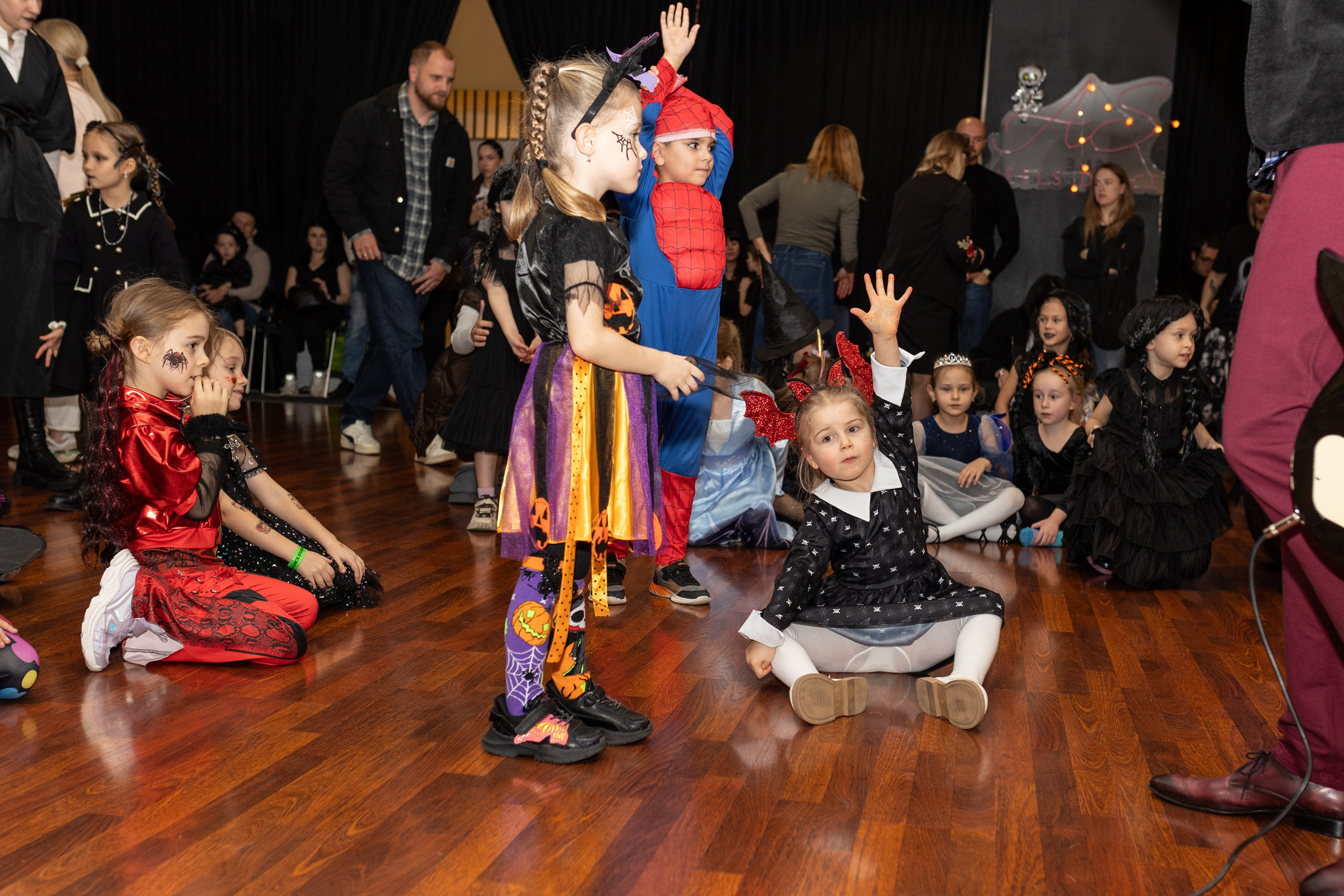 Хэллоуин Leo dance. Family and children photographer in Warszaw Liudmila Babrouskaya