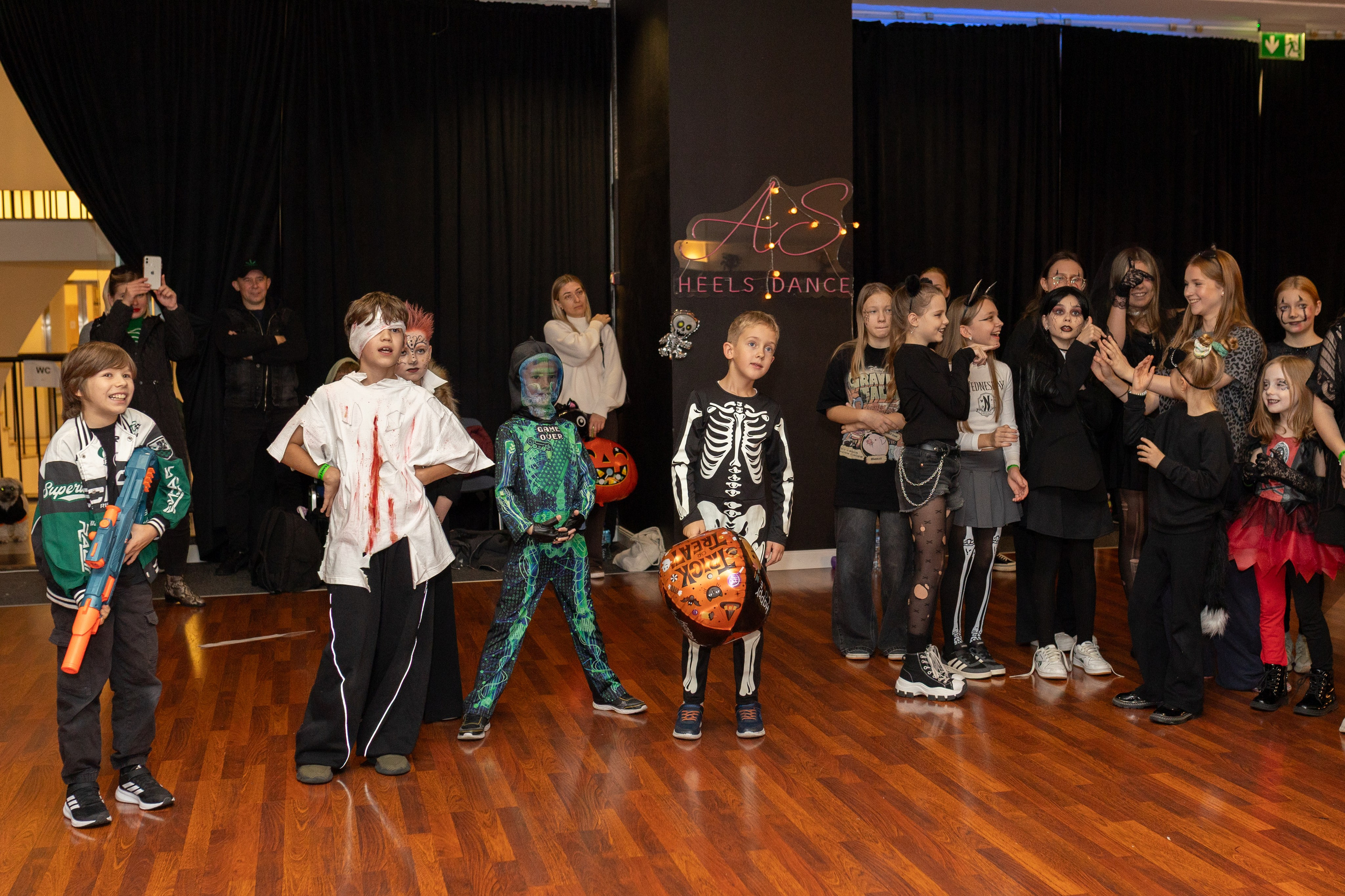 Хэллоуин Leo dance. Family and children photographer in Warszaw Liudmila Babrouskaya