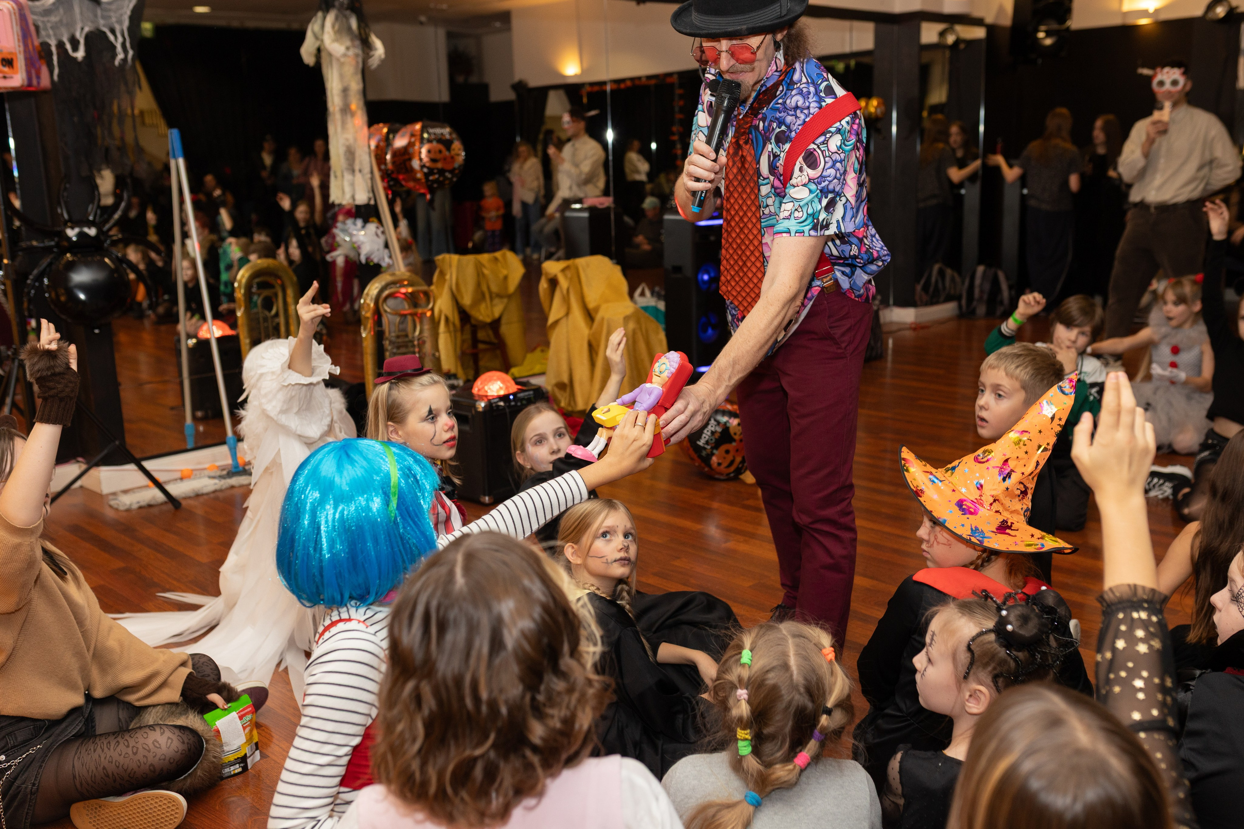 Хэллоуин Leo dance. Family and children photographer in Warszaw Liudmila Babrouskaya