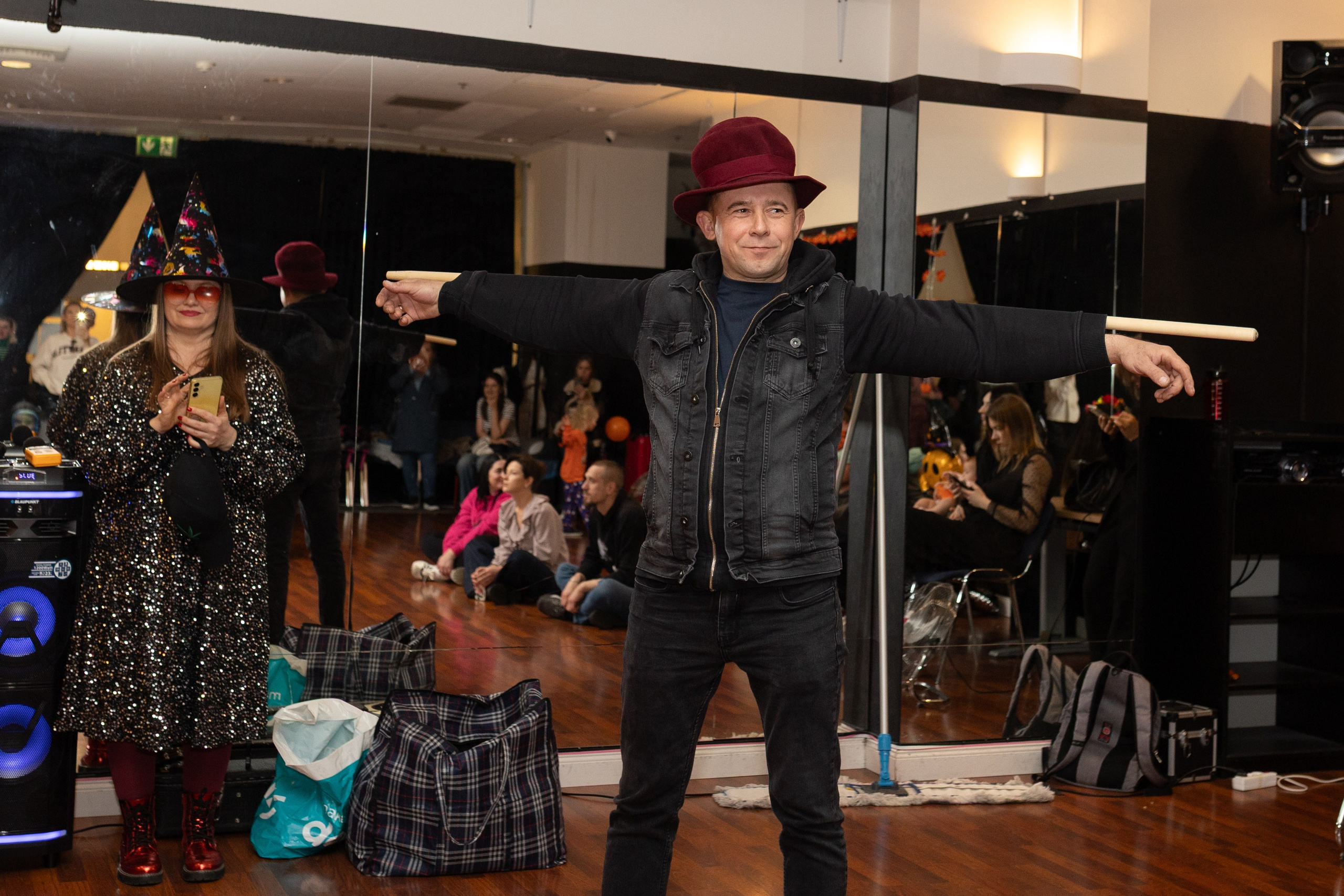 Leo dance studio Helloween 2025. Семейный и детский фотограф в Варшаве Мила Бобровская