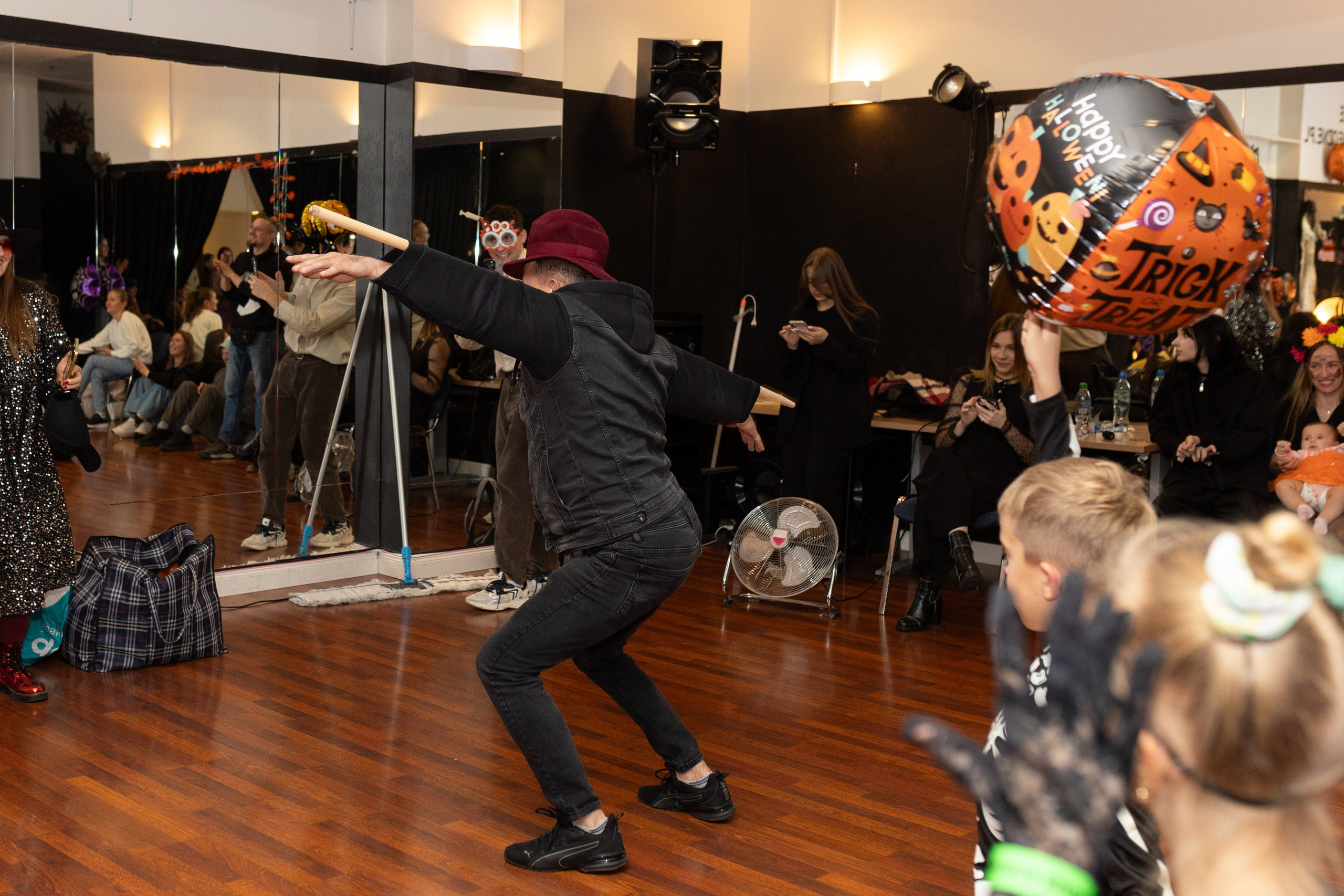 Хэллоуин Leo dance. Family and children photographer in Warszaw Liudmila Babrouskaya