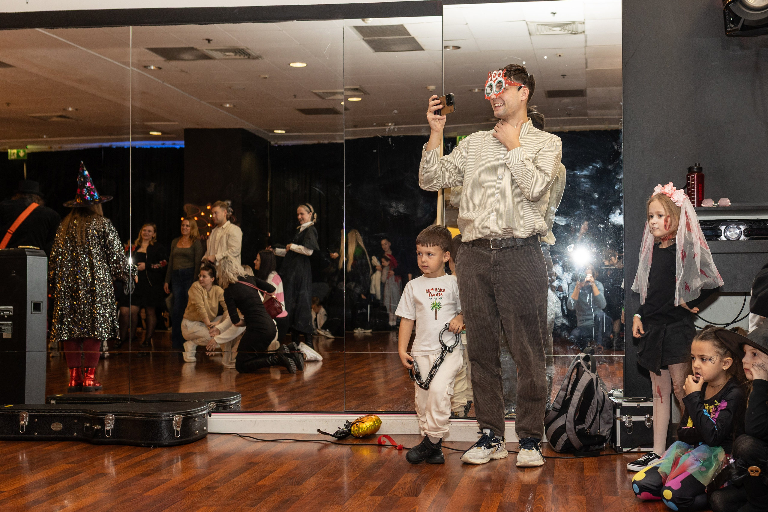 Хэллоуин Leo dance. Family and children photographer in Warszaw Liudmila Babrouskaya