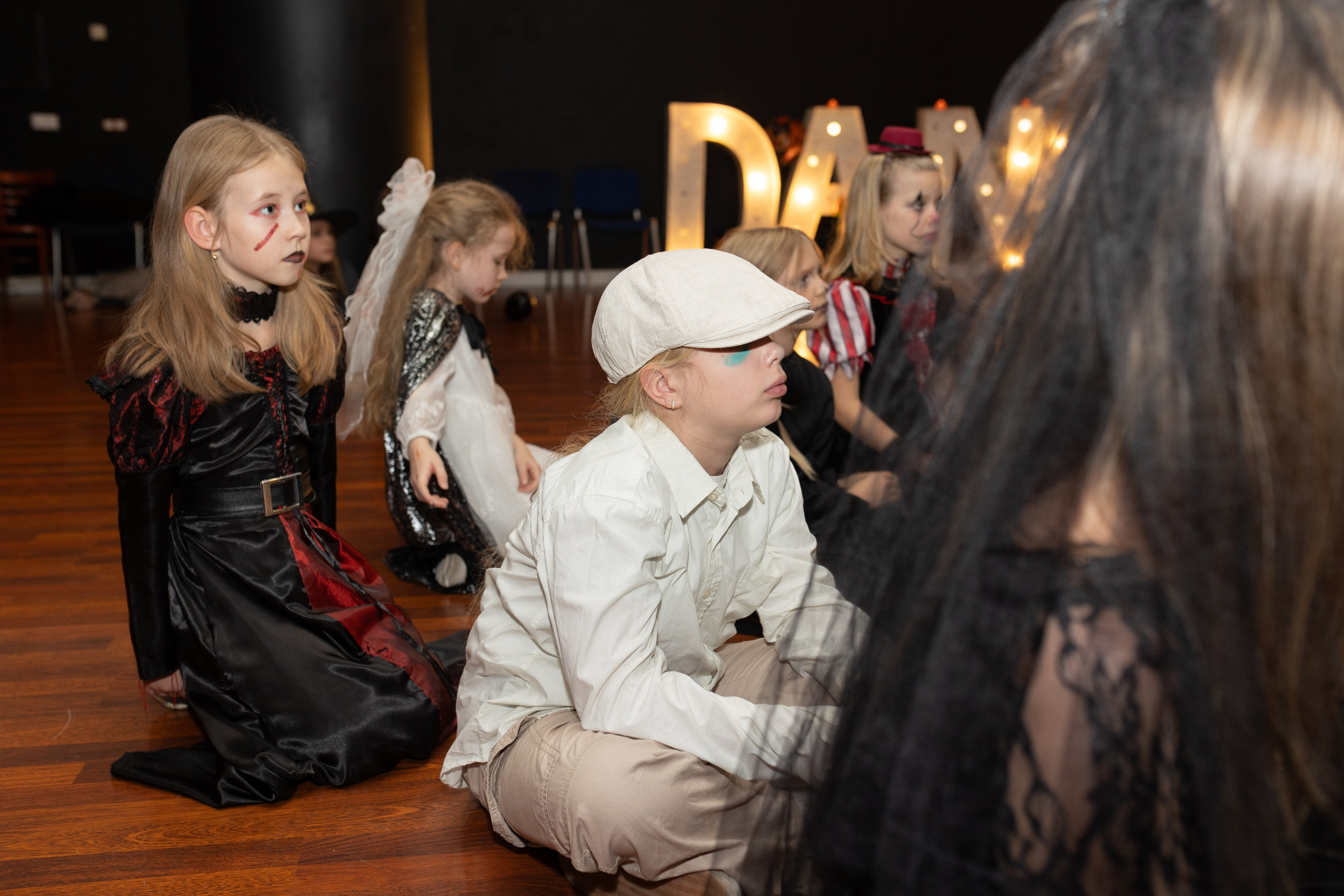 Хэллоуин Leo dance. Family and children photographer in Warszaw Liudmila Babrouskaya
