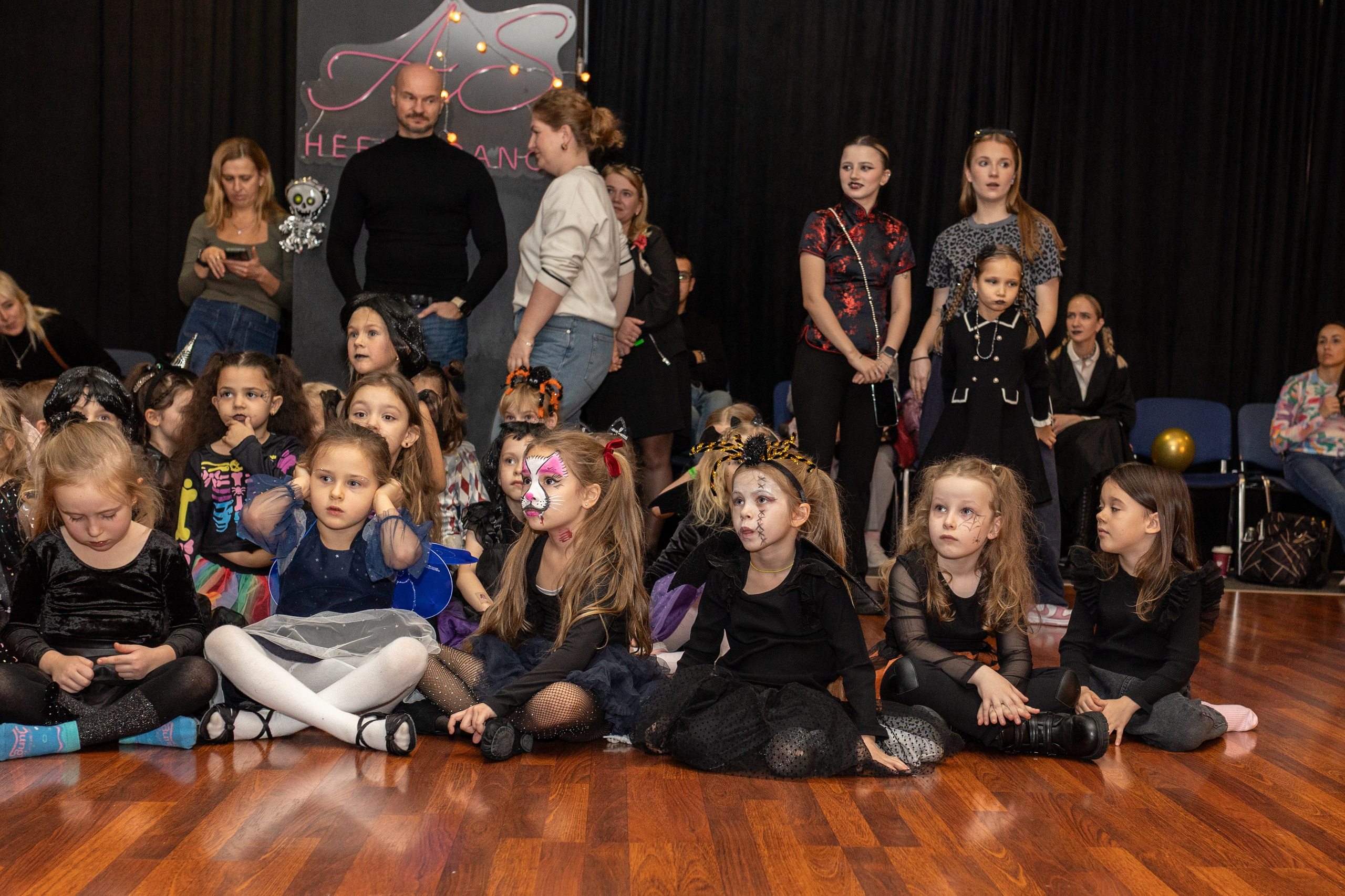 Хэллоуин Leo dance. Family and children photographer in Warszaw Liudmila Babrouskaya