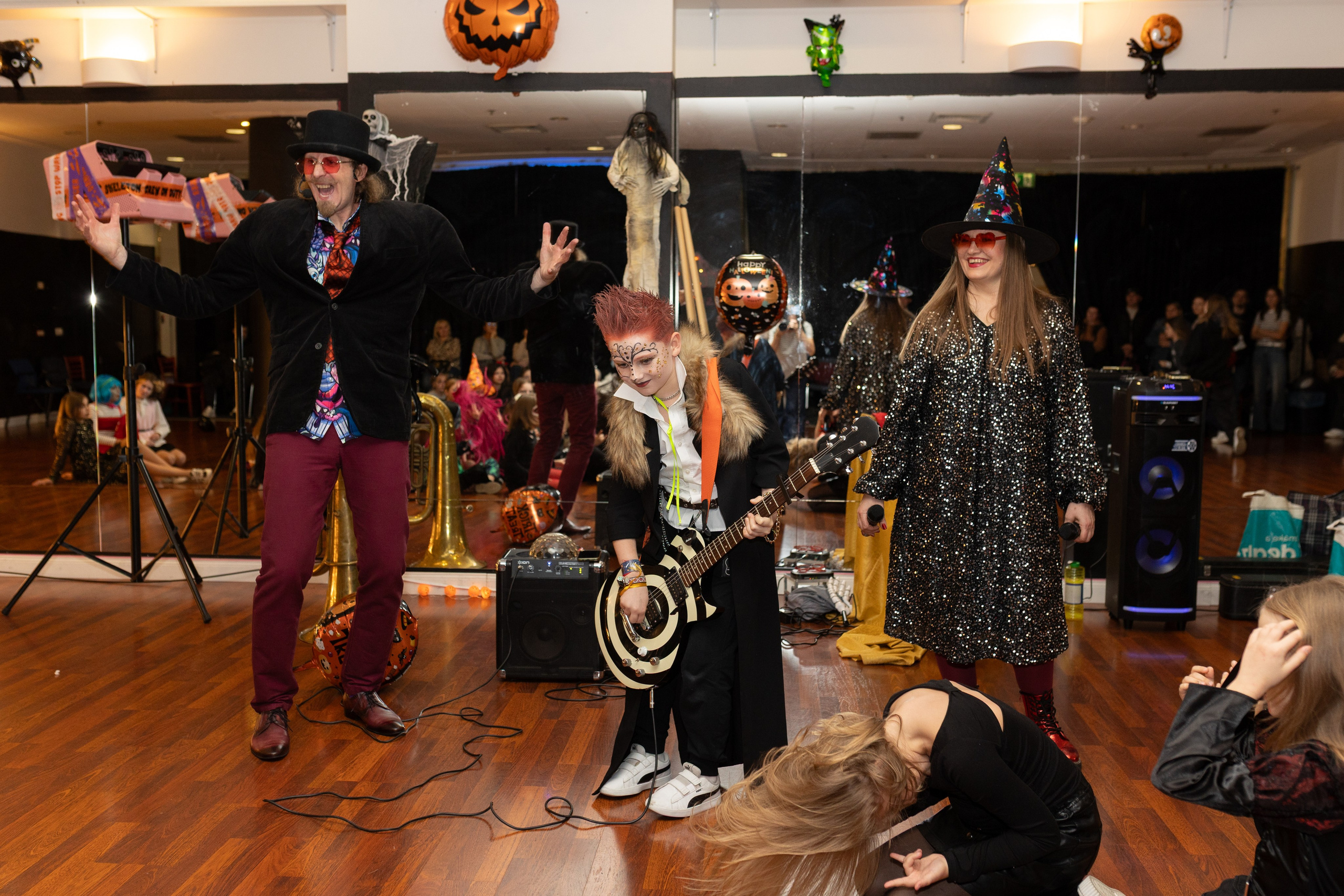 Хэллоуин Leo dance. Family and children photographer in Warszaw Liudmila Babrouskaya