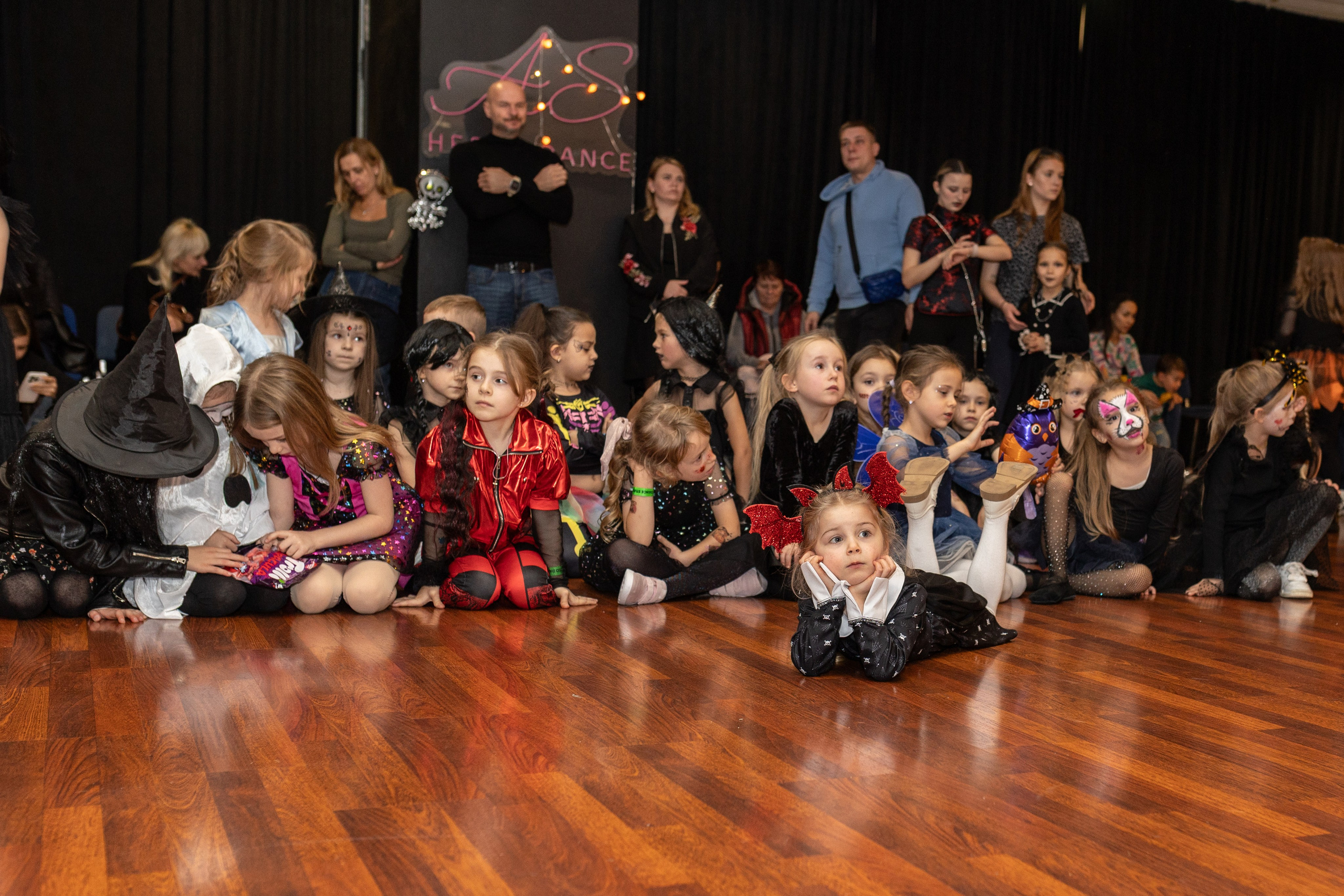 Хэллоуин Leo dance. Family and children photographer in Warszaw Liudmila Babrouskaya