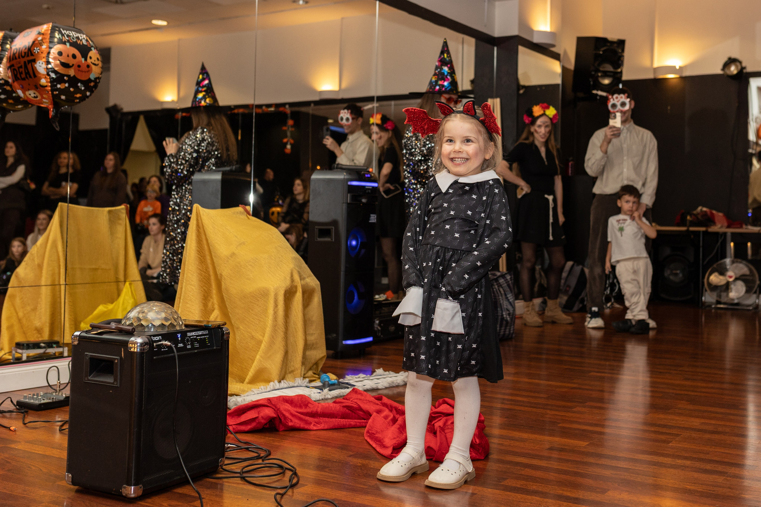 Хэллоуин Leo dance. Family and children photographer in Warszaw Liudmila Babrouskaya