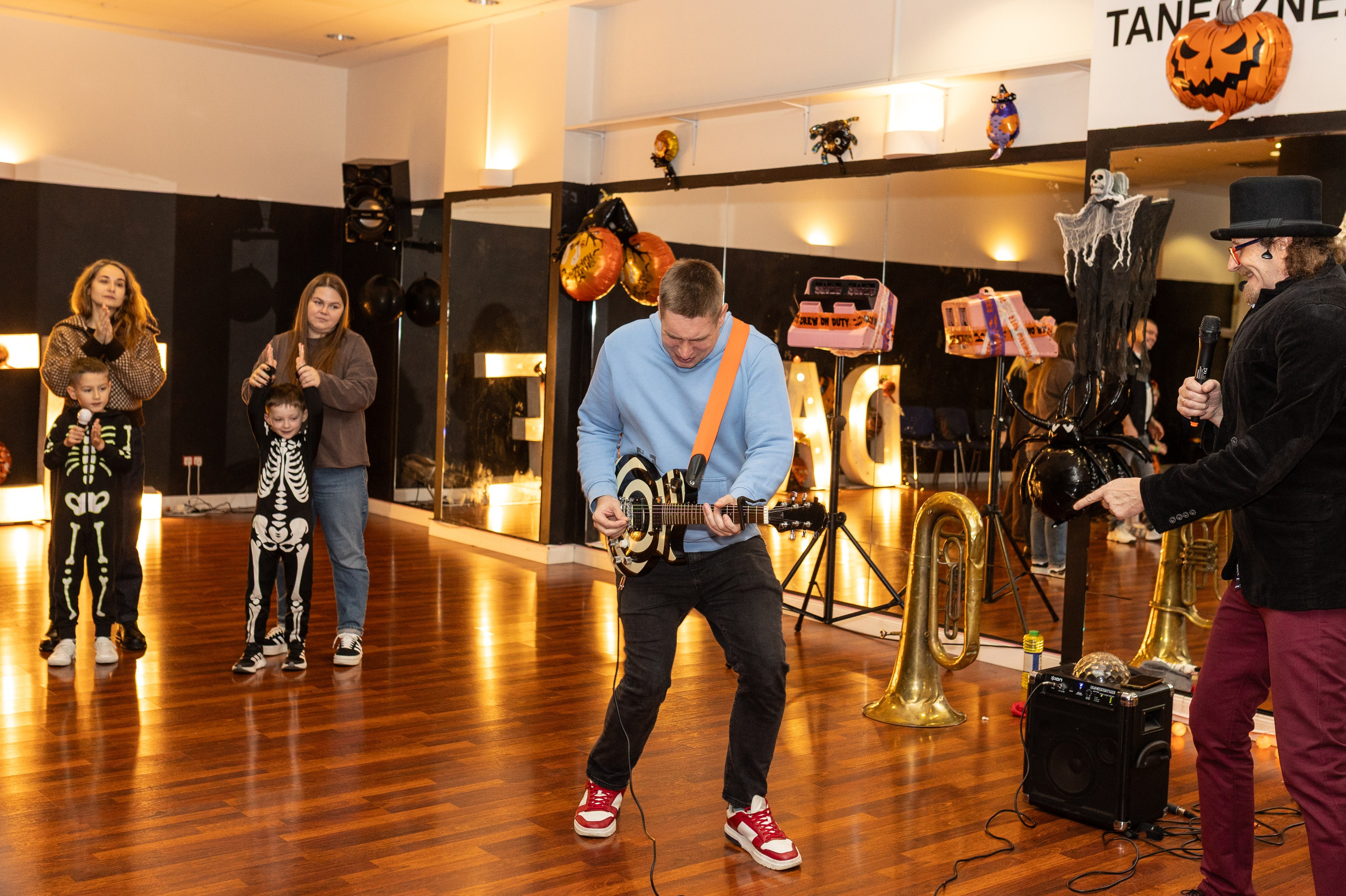 Хэллоуин Leo dance. Family and children photographer in Warszaw Liudmila Babrouskaya