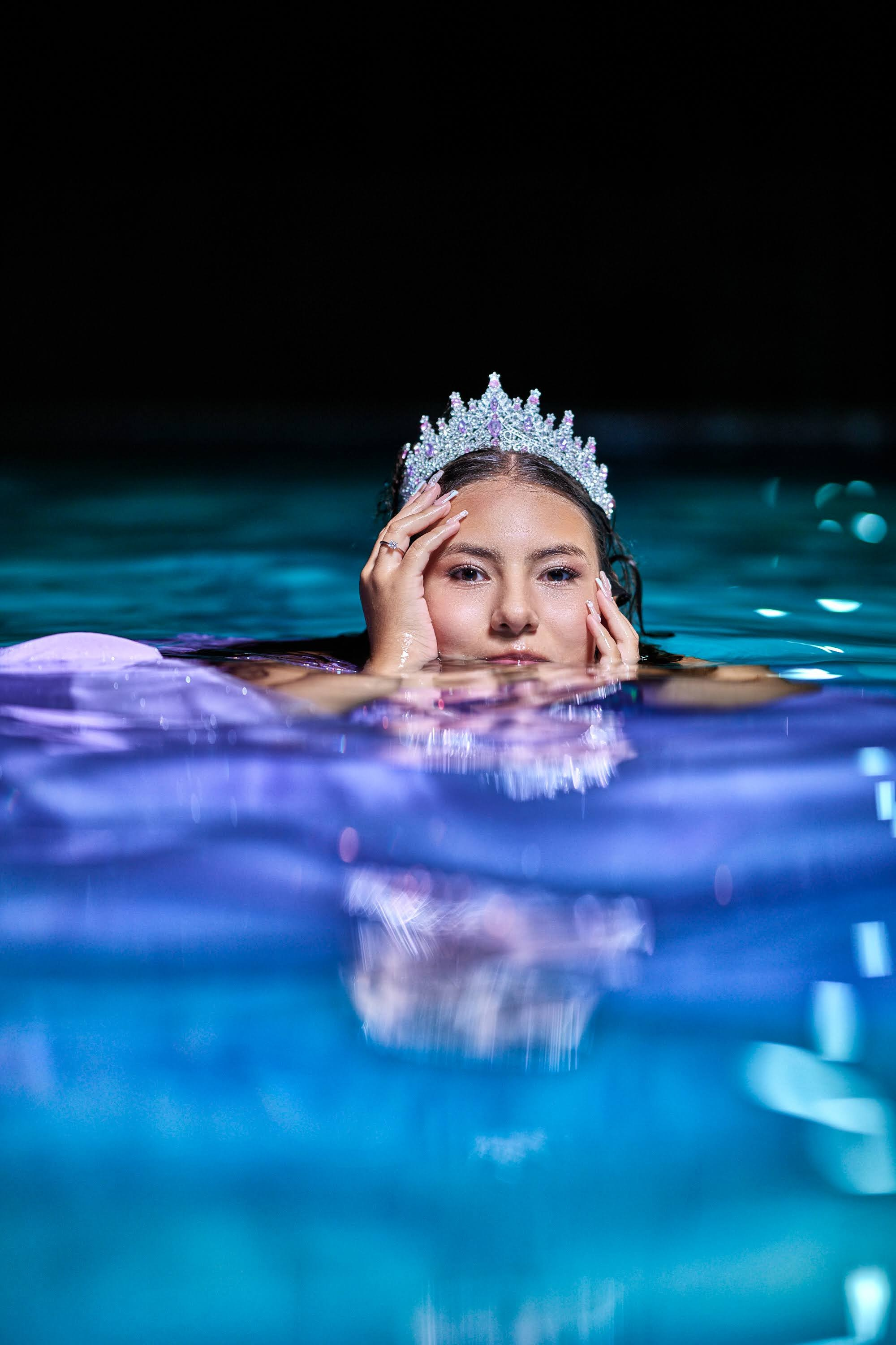 Mis 15 | Sesiones de Fotografía Modernas. Wedding Photography & Videography by ZZ Hendrick | Capturing Your Love Story in Colombia & USA