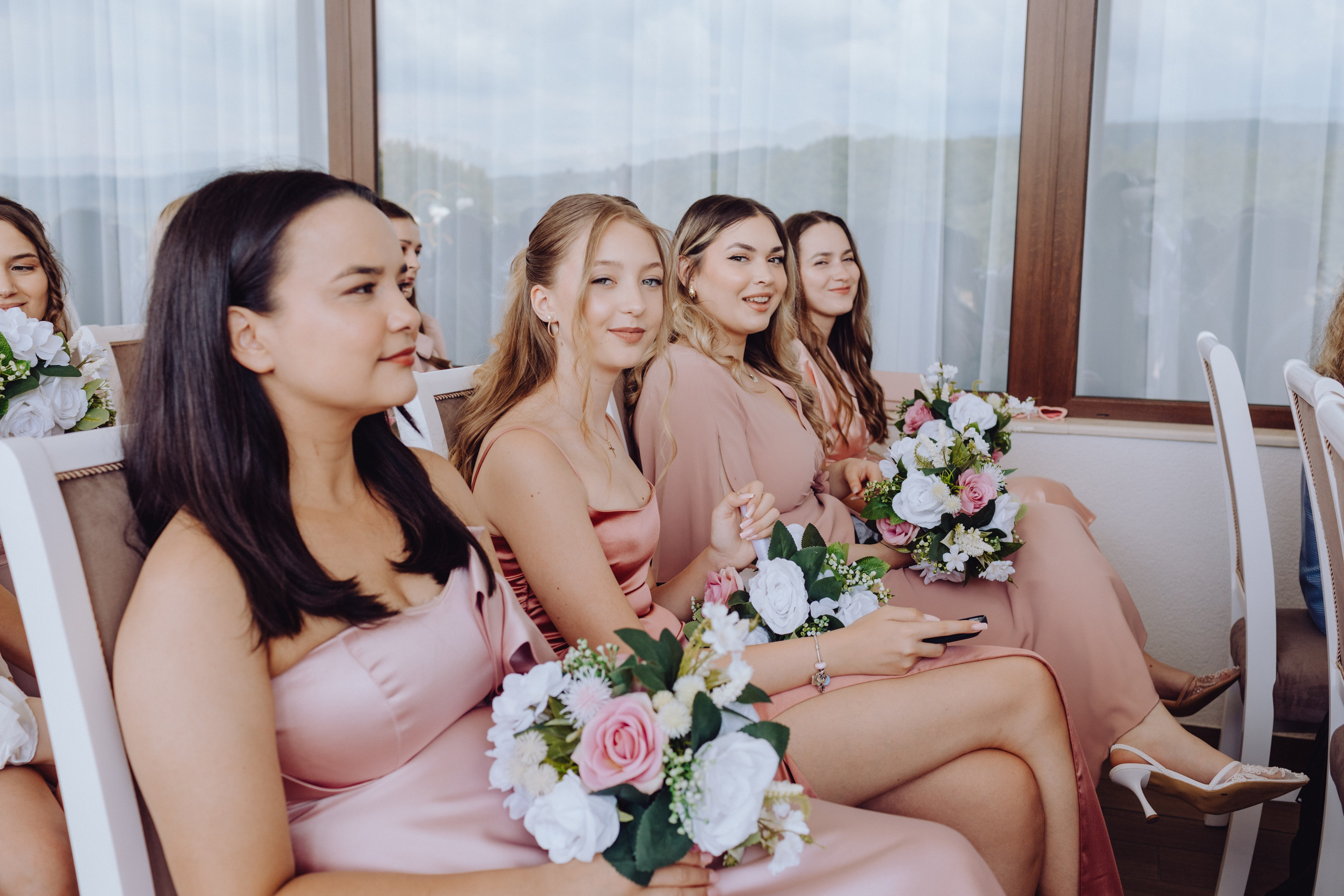 Moise & Delia. Wedding & couple photographer from Romania Rut Vetan