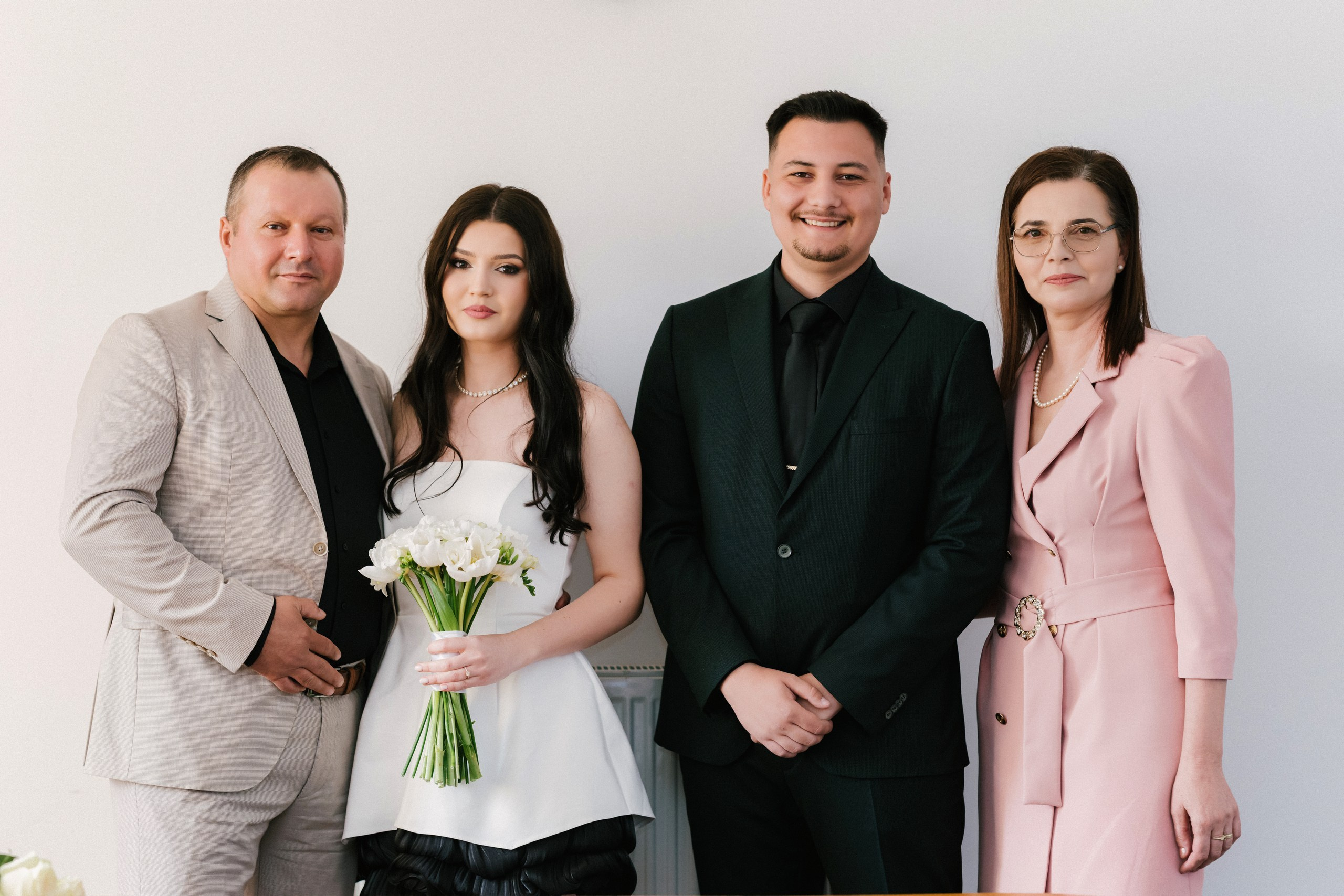 1. Alin Chirilă fotograf stare civilă Cordăreni Botoșani – Răzvan și Andra în ziua cununiei civile, emoții reale surprinse natural2. fotograf stare civilă Cordăreni Botoșani AlinoFotoStudio – miri fericiți după ceremonia civilă alături de familie3. Alin Chirilă fotograf Botoșani – Răzvan și Andra la starea civilă din Cordăreni4. fotograf nuntă Botoșani Alin Chirilă – ședință foto de cuplu în grădina de vară Casa Lux5. AlinoFotoStudio fotograf stare civilă Botoșani – portrete romantice cu Răzvan și Andra după cununia civilă6. fotograf evenimente Botoșani Alin Chirilă – miri și nași la restaurant Indigo - Casa Lux7. fotograf Cordăreni Botoșani – moment emoționant la semnarea actelor de căsătorie surprins de Alin Chirilă8. Alin Chirilă povestitor prin fotografie – stare civilă elegantă în județul Botoșani9. fotograf cununie civilă Botoșani – cadre naturale cu familia și apropiații la Casa Lux10. AlinoFotoStudio fotograf nuntă Botoșani – Răzvan și Andra la începutul unei noi povești de iubire - fotograf-Botoșani-fotograf-nuntă-Botoșani-fotograf-evenimente-Botoșani-servicii-foto-video-Botoșani-cununie-civilă-Cordăreni-Alin-Chirilă-fotograffotograf-nuntă-Botoșani-fotograf-stare-civilă-Botoșani-fotograf-Cordăreni-fotograf-evenimente-AlinoFotoStudioservicii-foto-video-Botoșani-fotograf-profesionist-Botoșani-fotograf-cununie-civilă-fotograf-nuntă-Cordărenifotograf-evenimente-Botoșani-fotograf-botez-Botoșani-fotograf-nuntă-Botoșani-Alin-Chirilă-povestitor-prin-fotografiefotograf-Botoșani-fotograf-Suceava-fotograf-Iași-fotograf-nuntă-moldova-servicii-foto-videofotograf-cununie-civilă-Botoșani-fotograf-stare-civilă-Cordăreni-fotograf-miri-Botoșanifotograf-restaurante-Botoșani-fotograf-Casa-Lux-Botoșani-fotograf-petrecere-eveniment-BotoșaniAlinoFotoStudio-fotograf-Botoșani-fotograf-nuntă-premium-fotograf-evenimente-private-Botoșanifotograf-nuntă-ieftin-Botoșani-fotograf-bun-Botoșani-fotograf-recomandat-Botoșani-servicii-fotofotograf-miri-Botoșani-fotograf-love-story-Botoșani-fotograf-ședință-foto-Botoșani-fotograf-cuplu