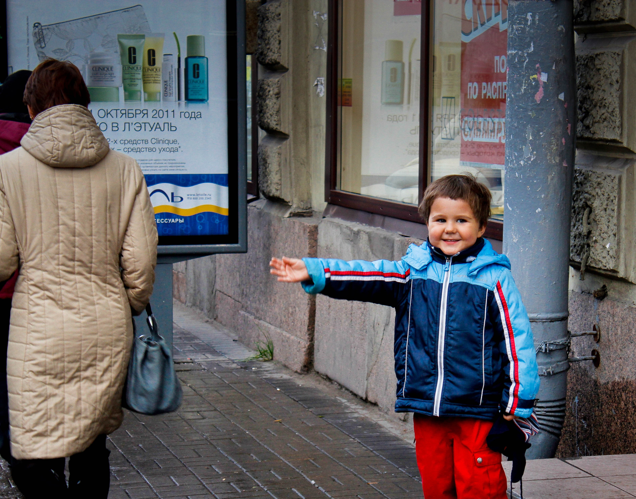 2011. Стрит-фотография, полная абсурда, идиотизма и красоты