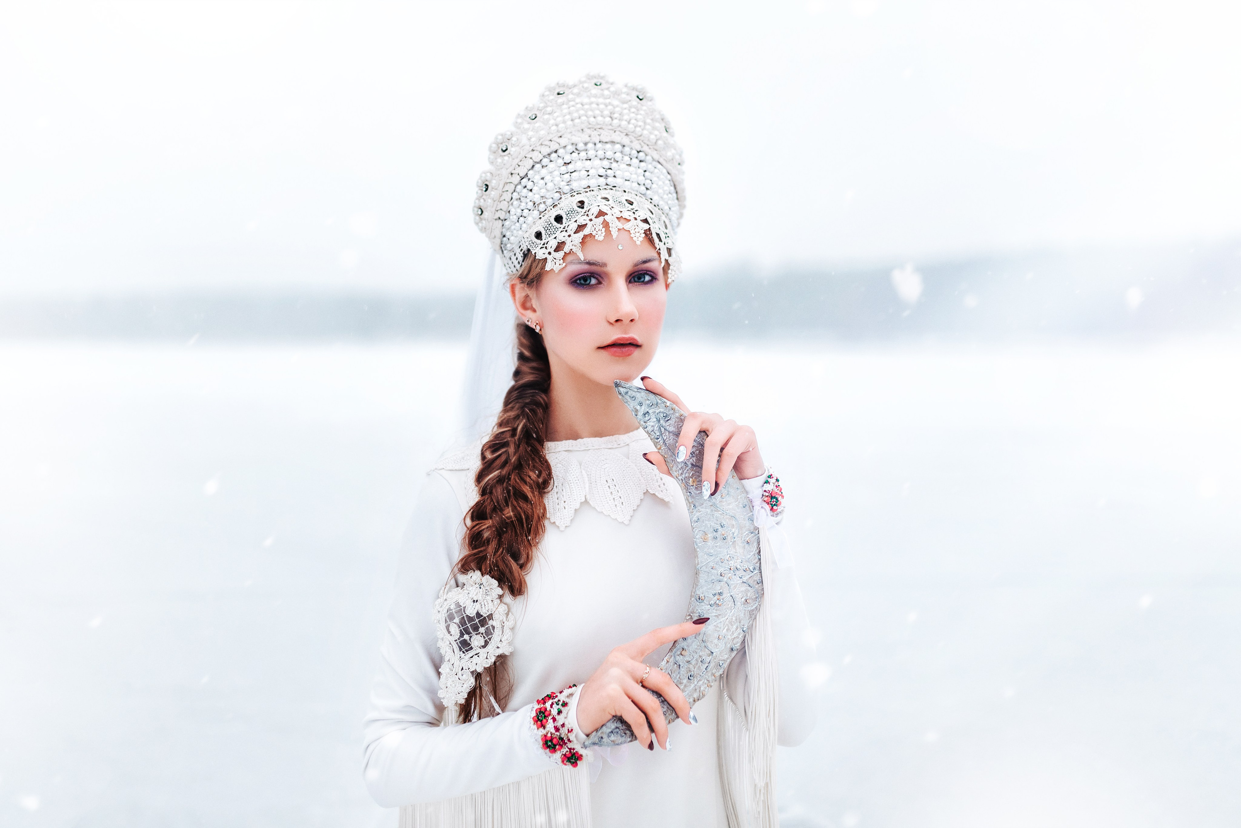 Creative outdoor portrait in Belgrade with natural light. Artistic portrait session in Belgrade location. Outdoor photoshoot in Serbia with soft evening light. Fantasy Fashion portrait in Belgrade