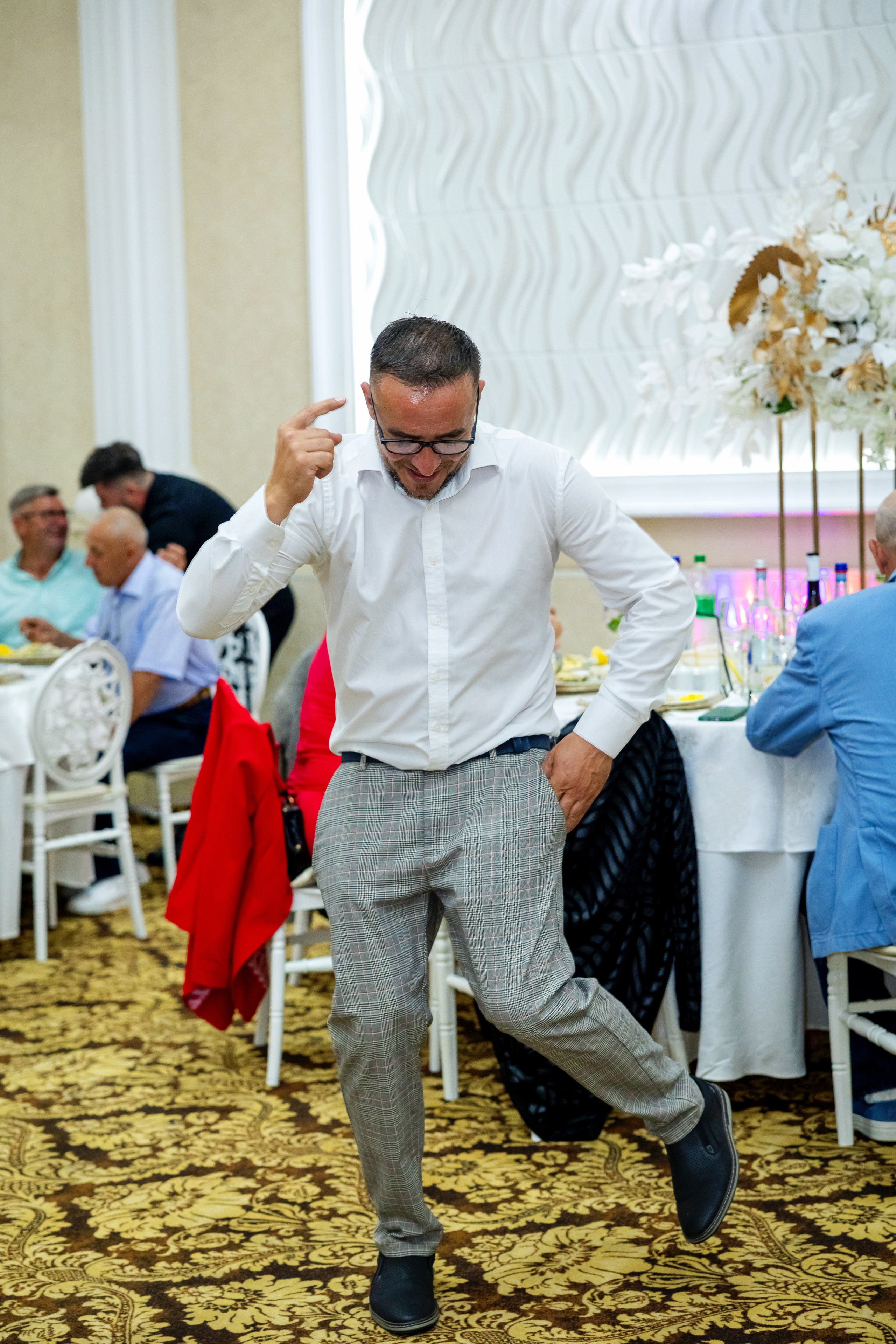 Andrei Damian. Moments By Gub