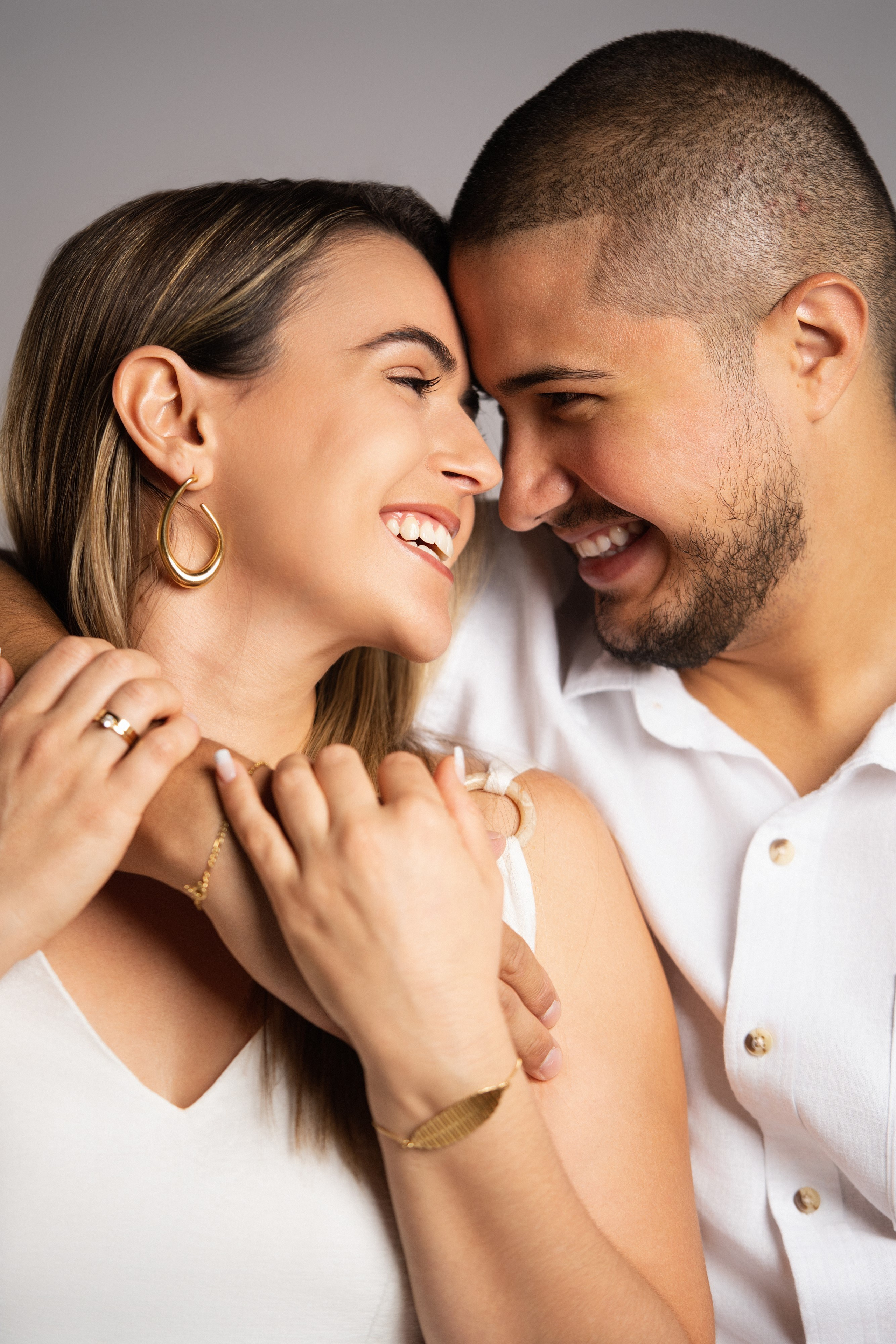 Pré Wedding Estúdio — Tayla e Paulo. Fotógrafo de casamento e Filmmaker de casamento