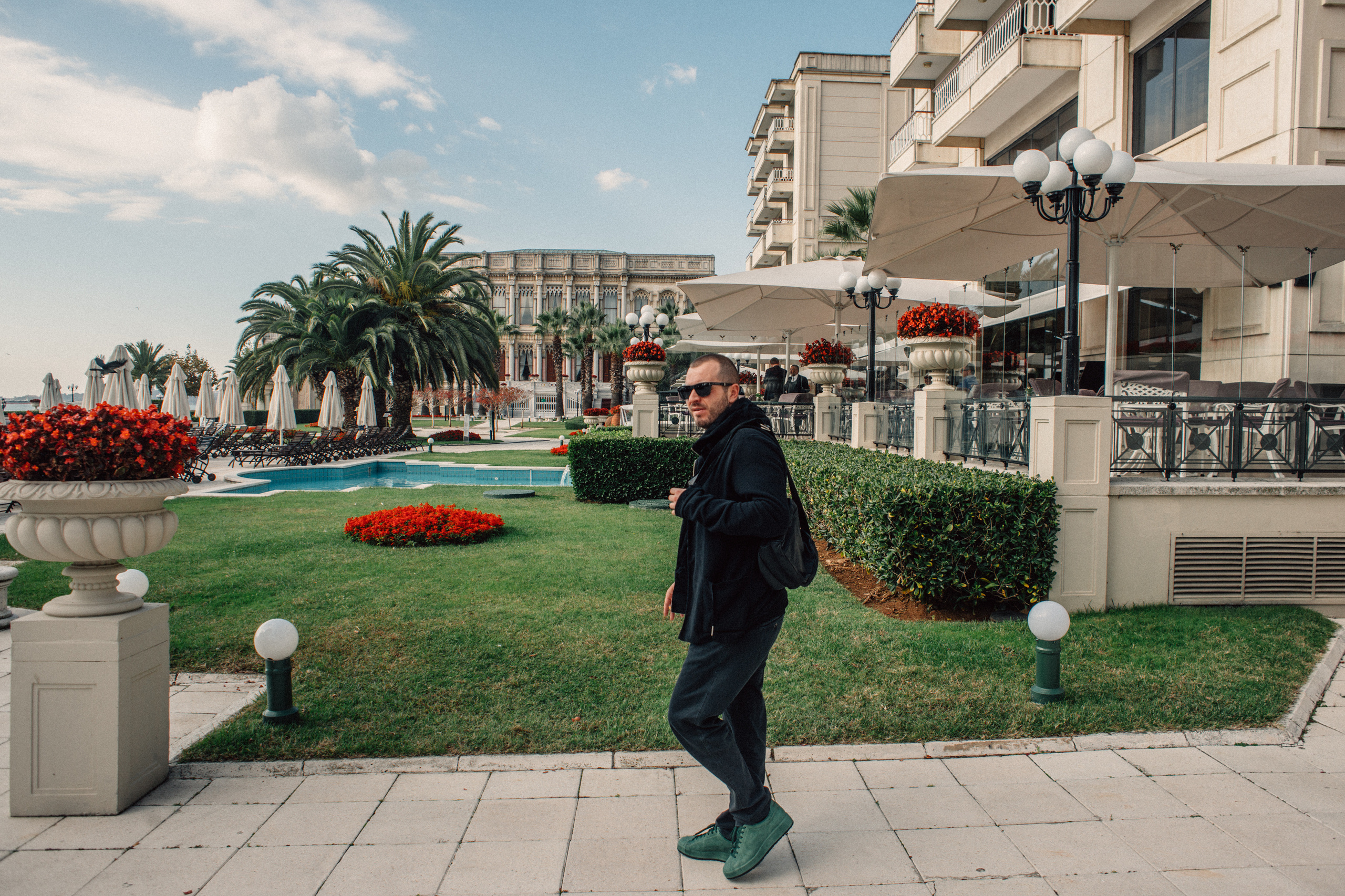 Фотосессия Лайфстайл в Стамбуле. Wedding, family and lifestyle photographer Anatoly. Photo sessions on rooftops with seagulls. Istanbul