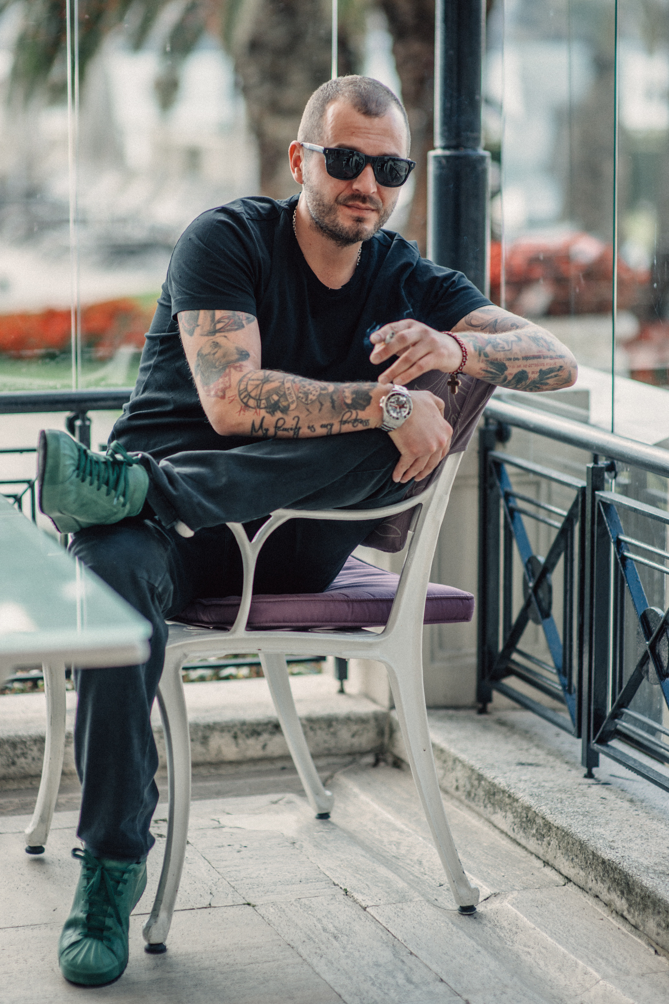 Фотосессия Лайфстайл в Стамбуле. Wedding, family and lifestyle photographer Anatoly. Photo sessions on rooftops with seagulls. Istanbul