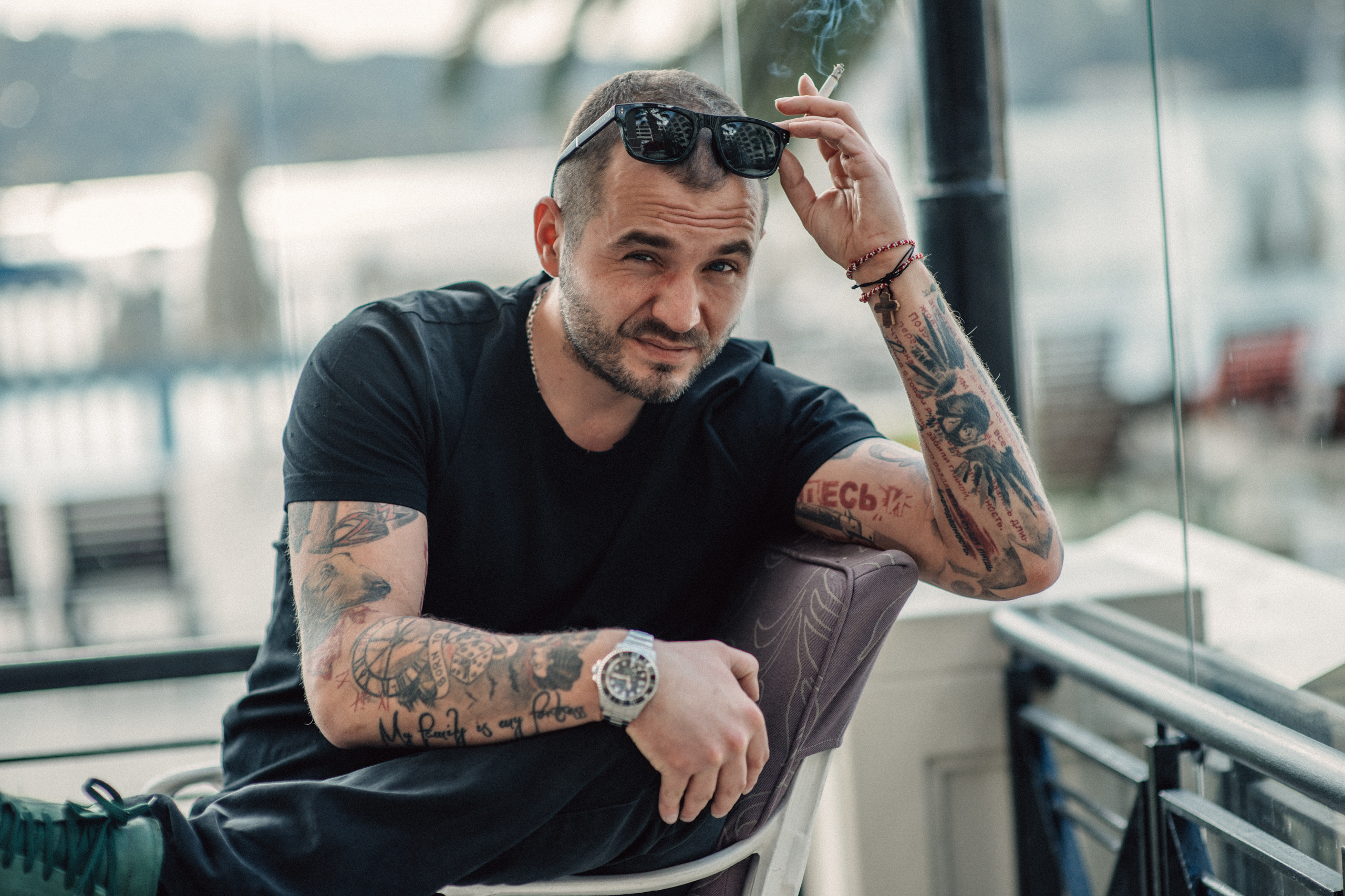 Фотосессия Лайфстайл в Стамбуле. Wedding, family and lifestyle photographer Anatoly. Photo sessions on rooftops with seagulls. Istanbul