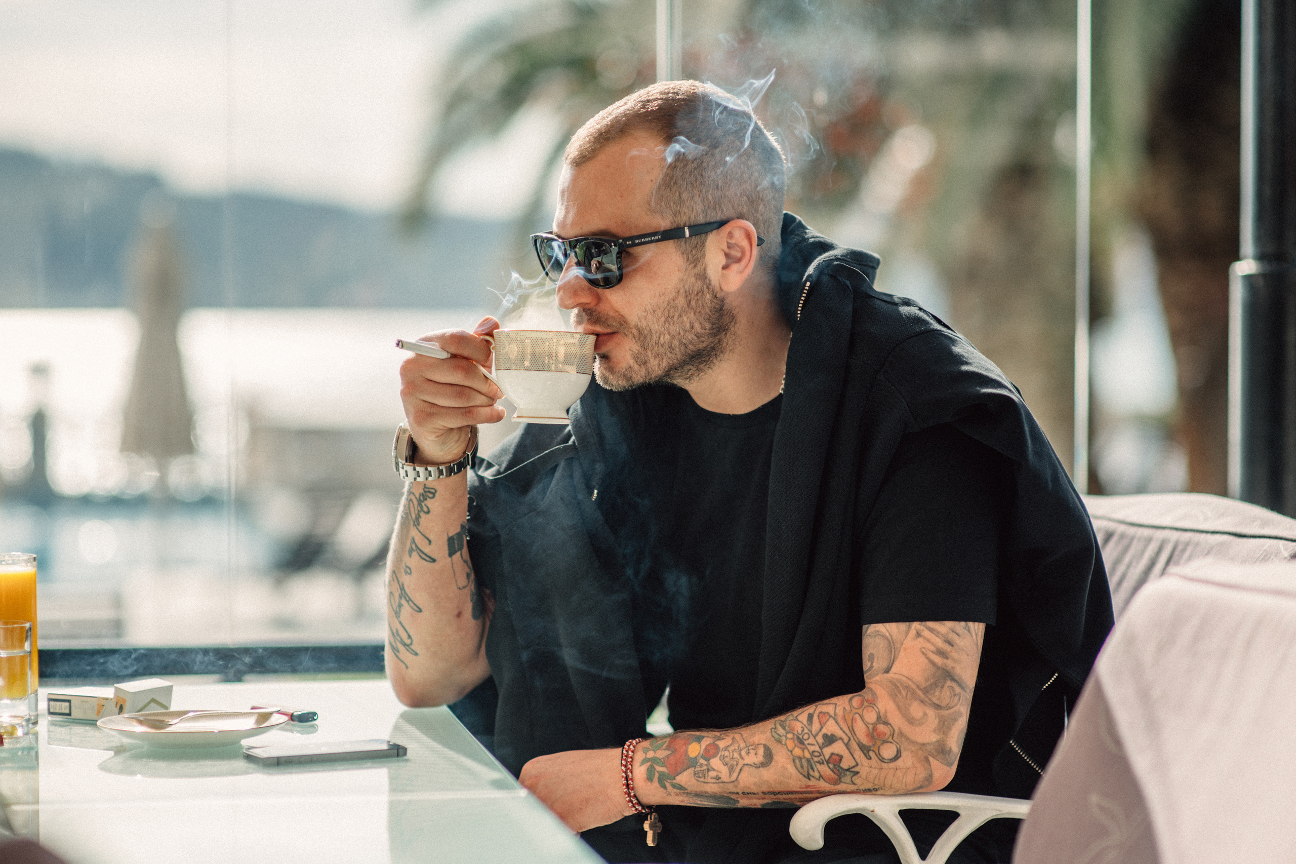 Фотосессия Лайфстайл в Стамбуле. Wedding, family and lifestyle photographer Anatoly. Photo sessions on rooftops with seagulls. Istanbul