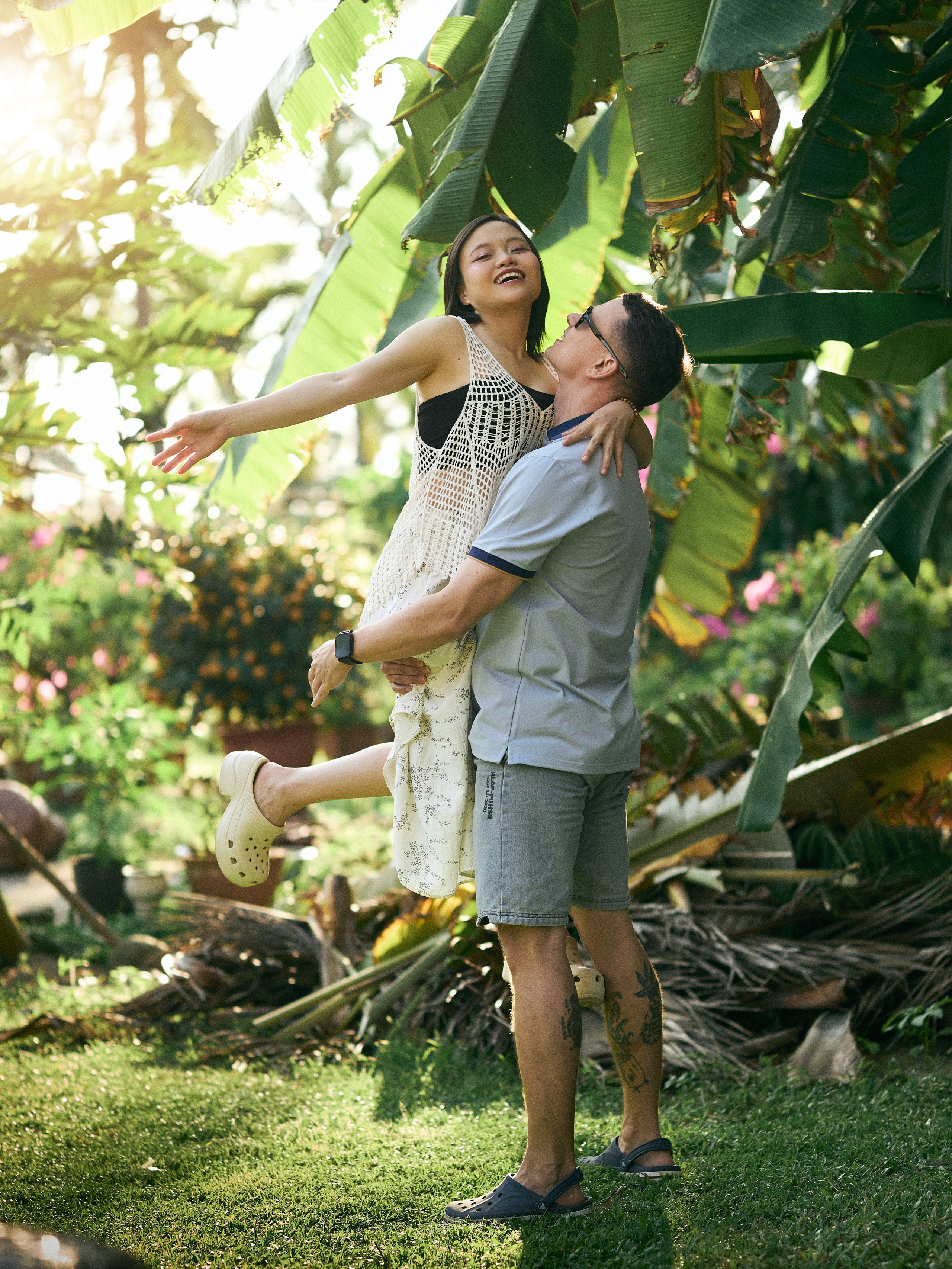 Lifestyle Photographer in Hoi An & Da Nang Love stories, family & wedding photography
