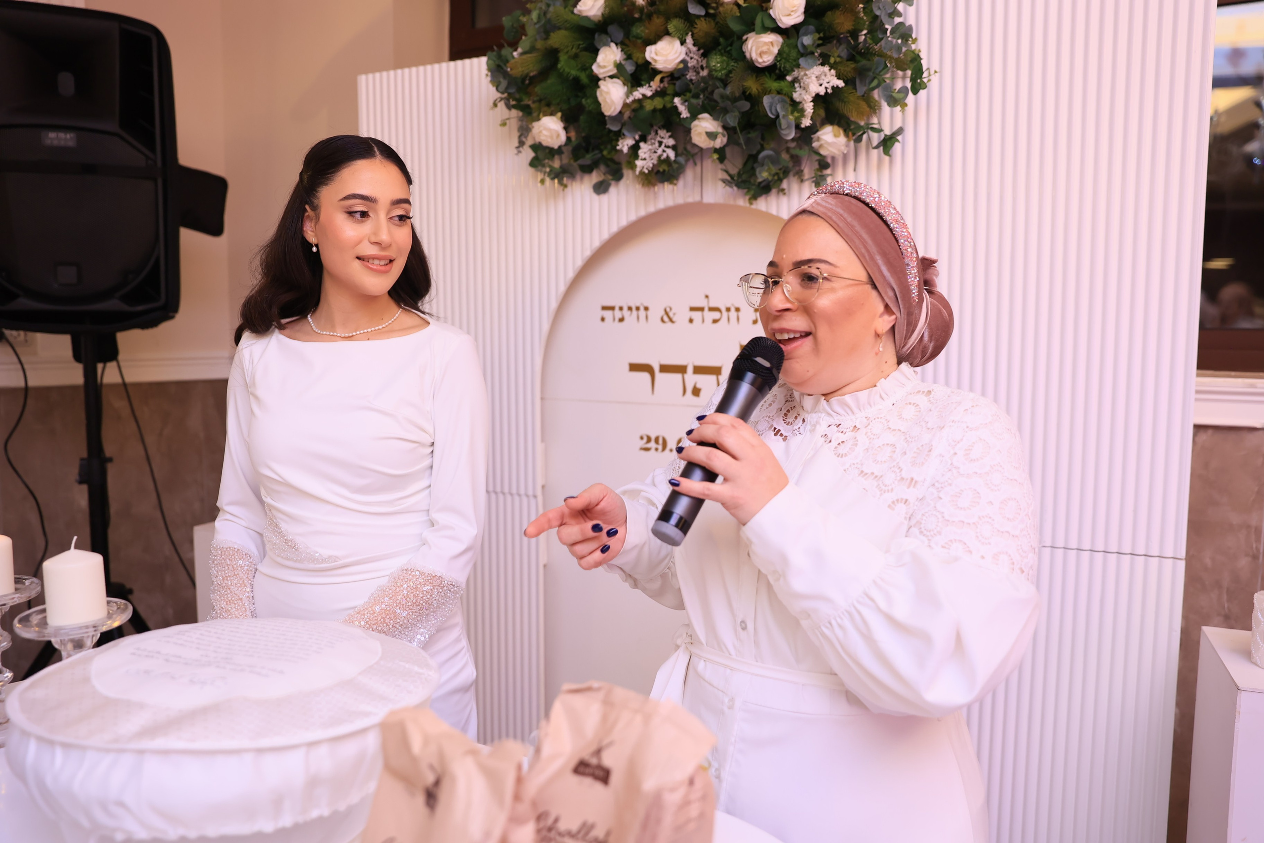 הדר הפרשת חלה/חינה. שני ויזל | צלמת הריון, צילומי משפחה וצילומי בוק בת מצווה