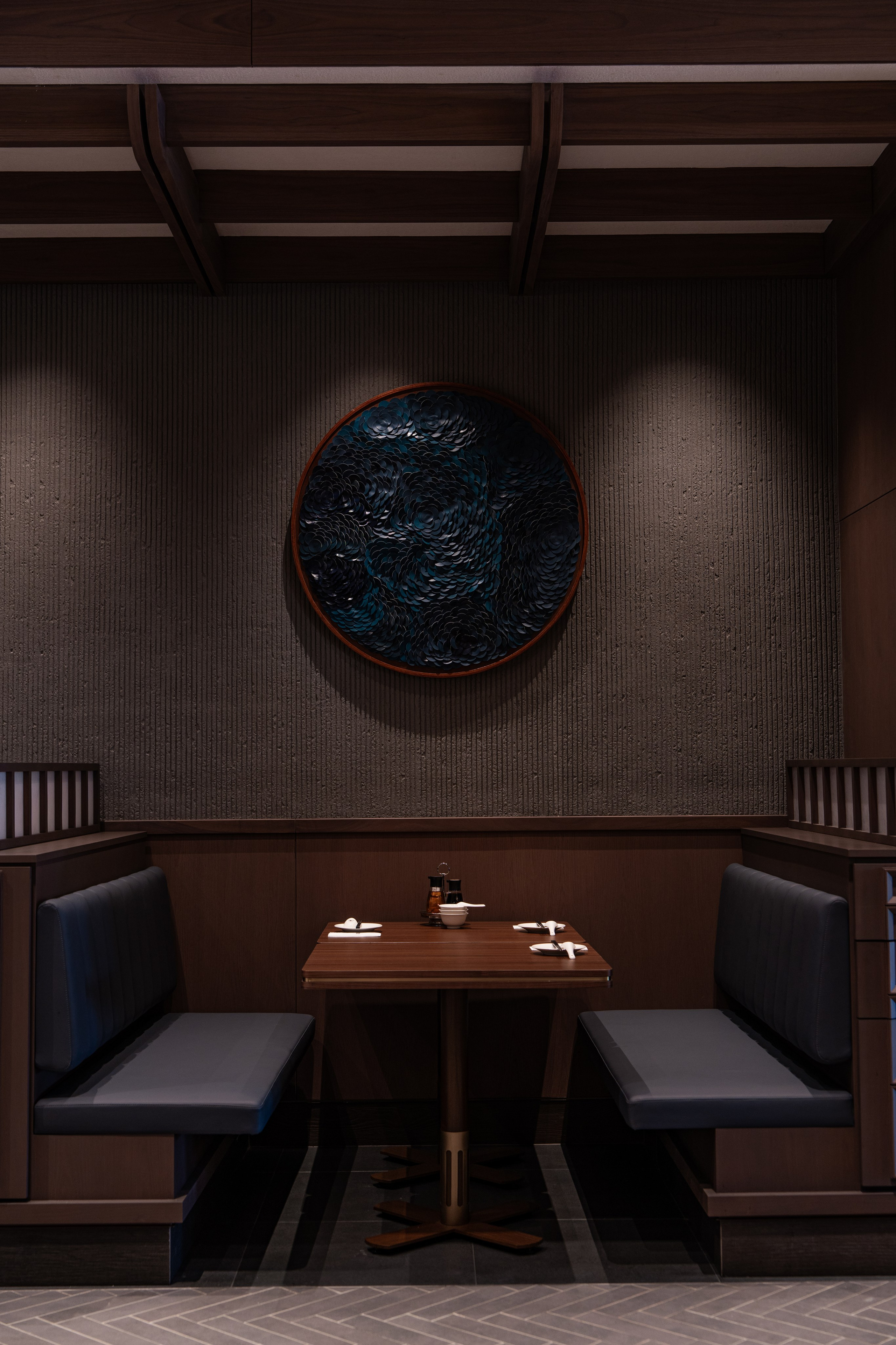 INTERIOR. Photo and video production. Editing & retouching services. Training