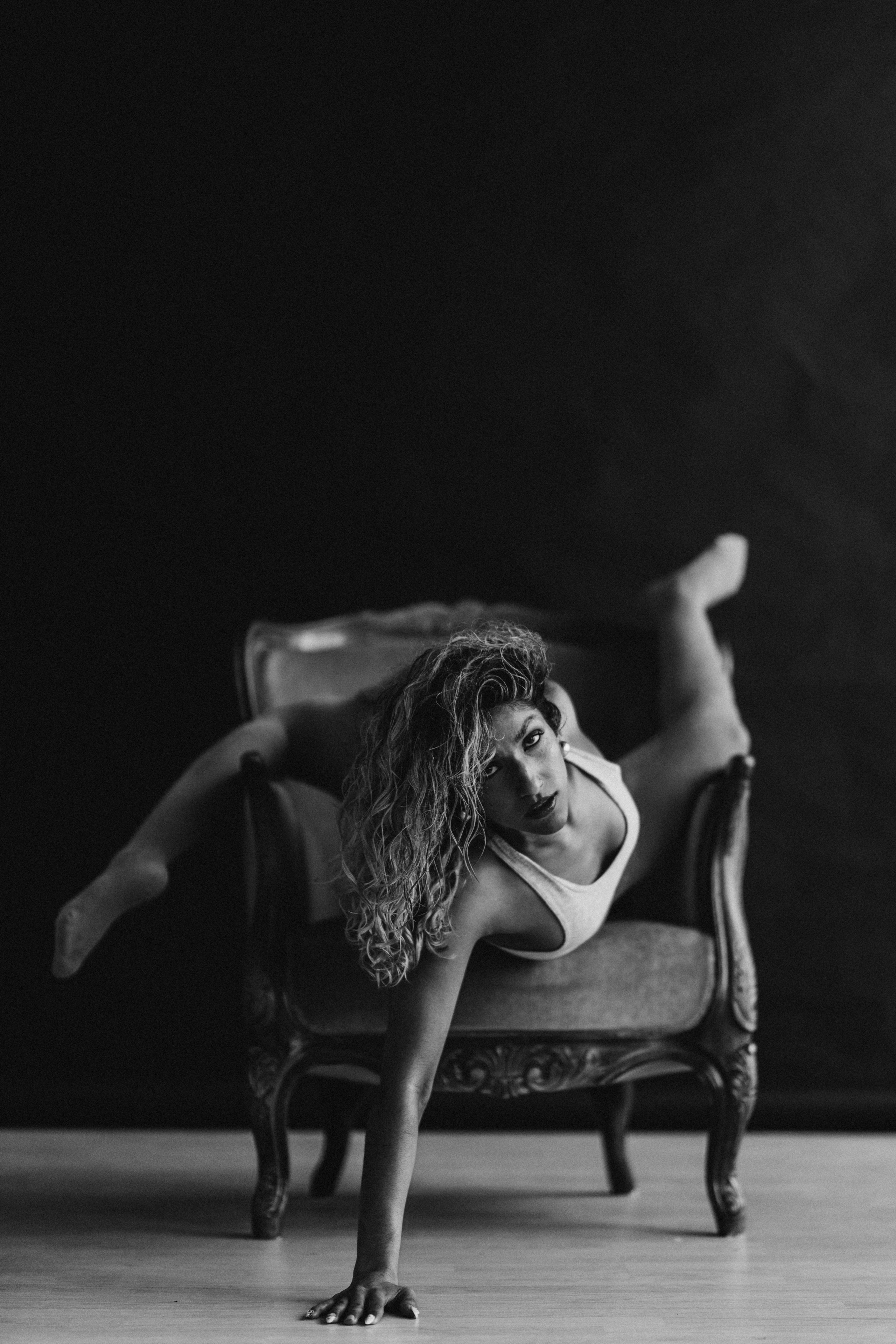DANCERS. Victoria Olonen – Cinematic Portrait Artist | Helsinki & Europe