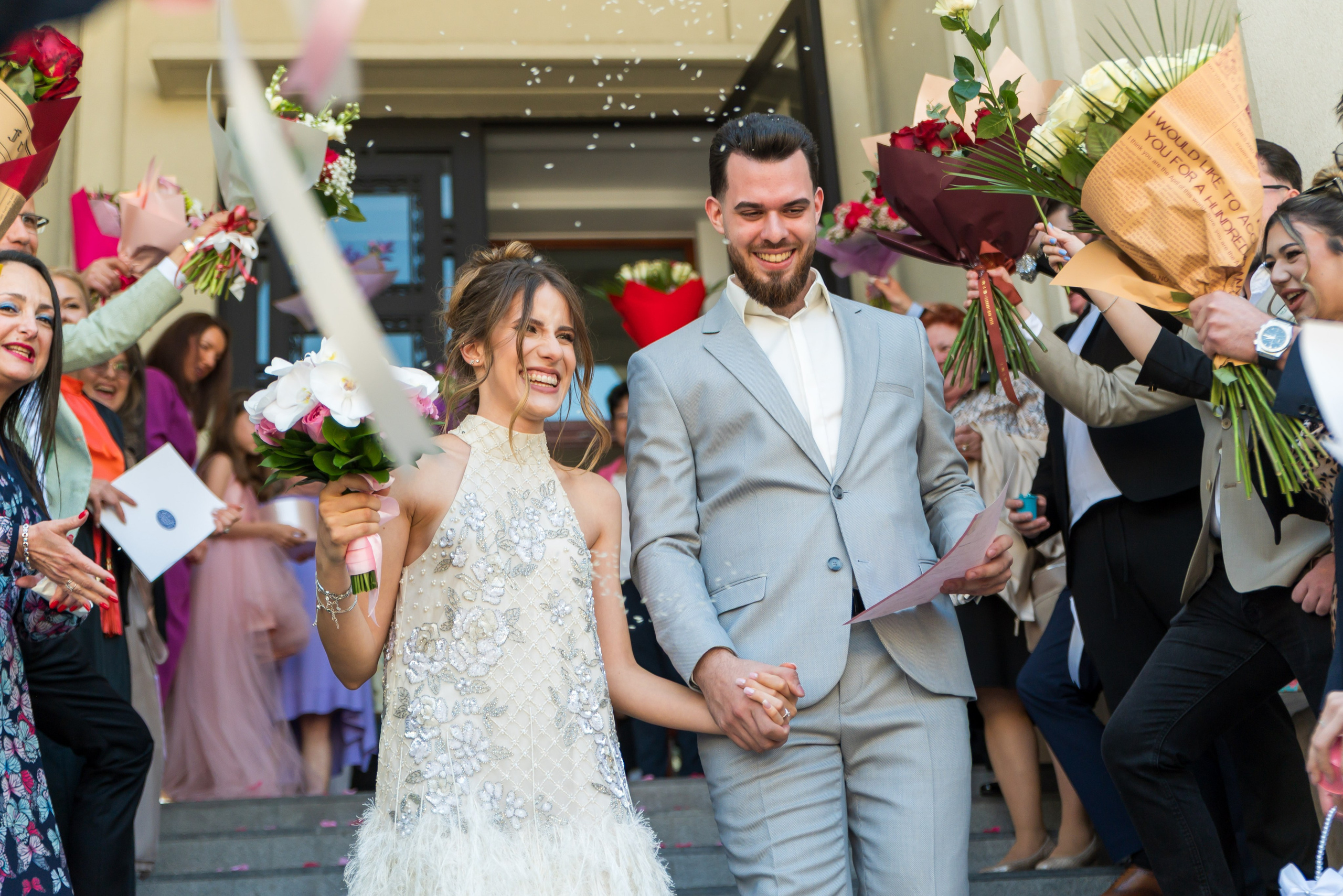 Cununie civilă piața Amzei. Wedding photographer from Bucharest Eugen Elisei