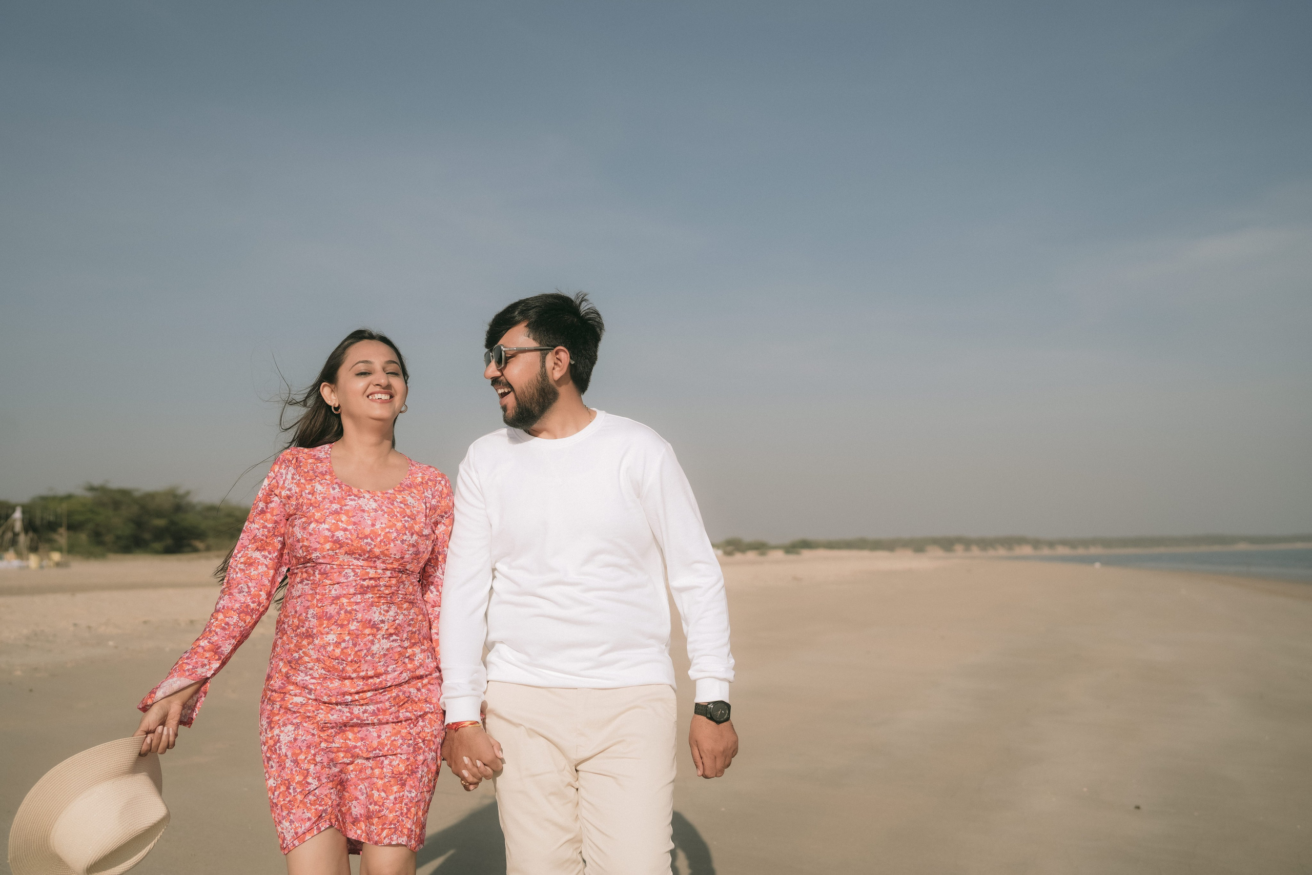 COUPLE SESSIONS. Love Emotions Weddings