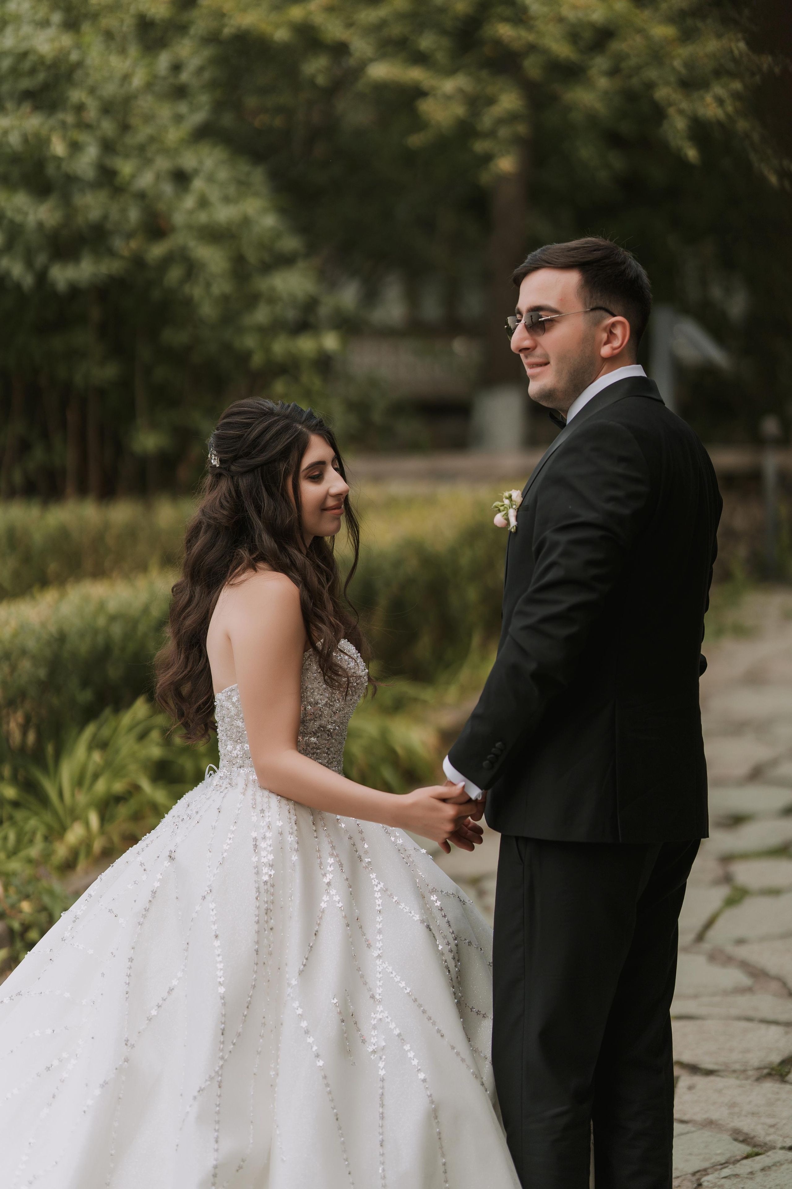 Wedding in Dilijan. Գլխավոր