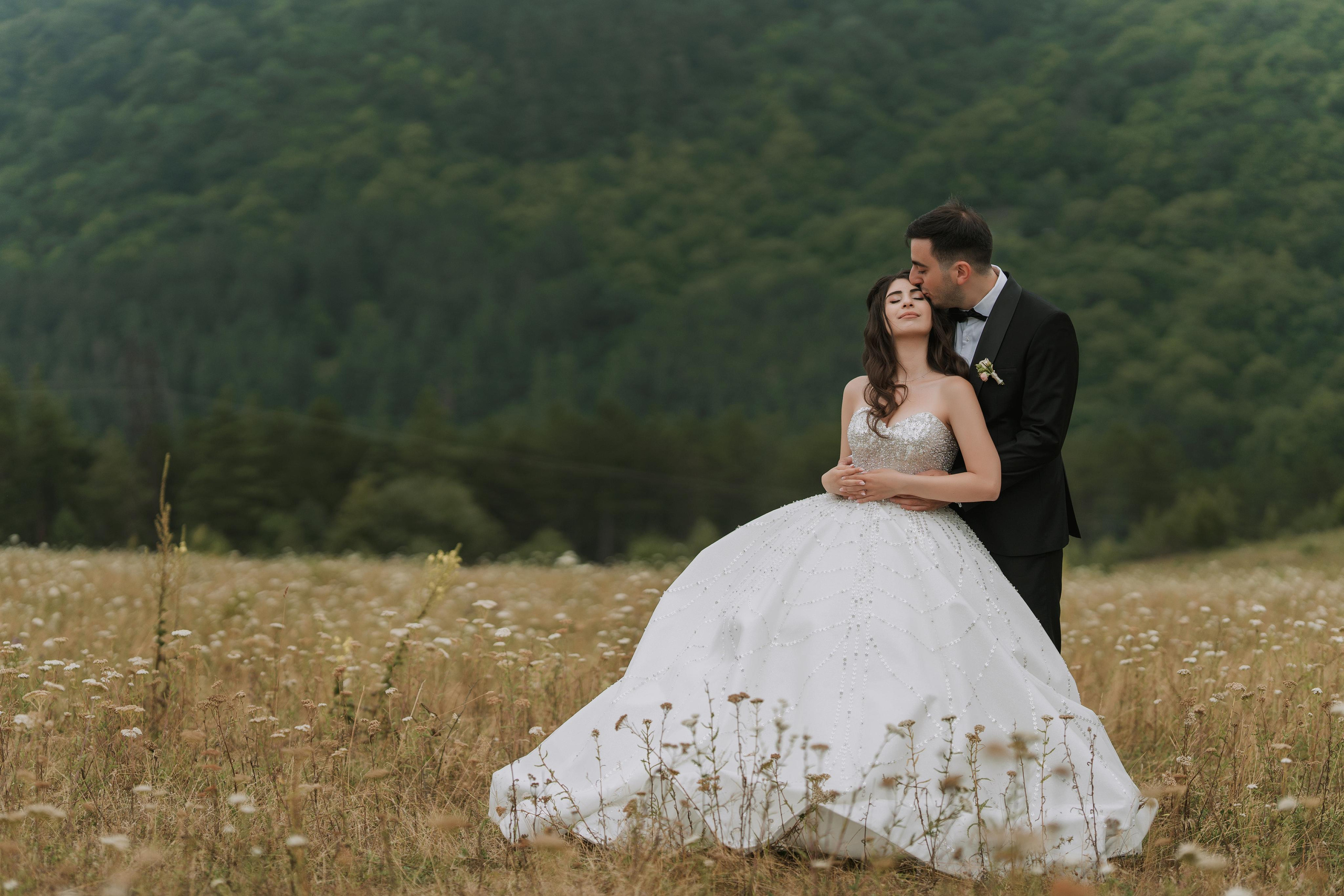 Wedding in Dilijan. Գլխավոր
