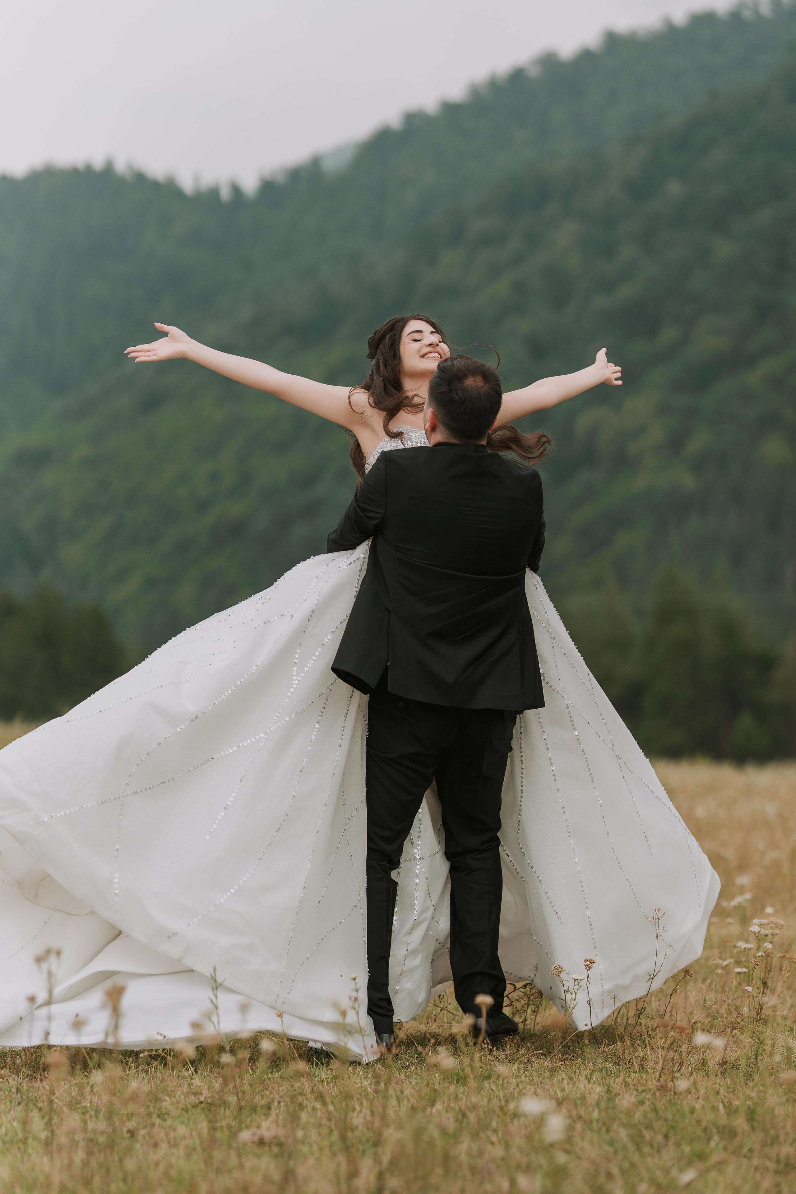 Wedding in Dilijan. Գլխավոր