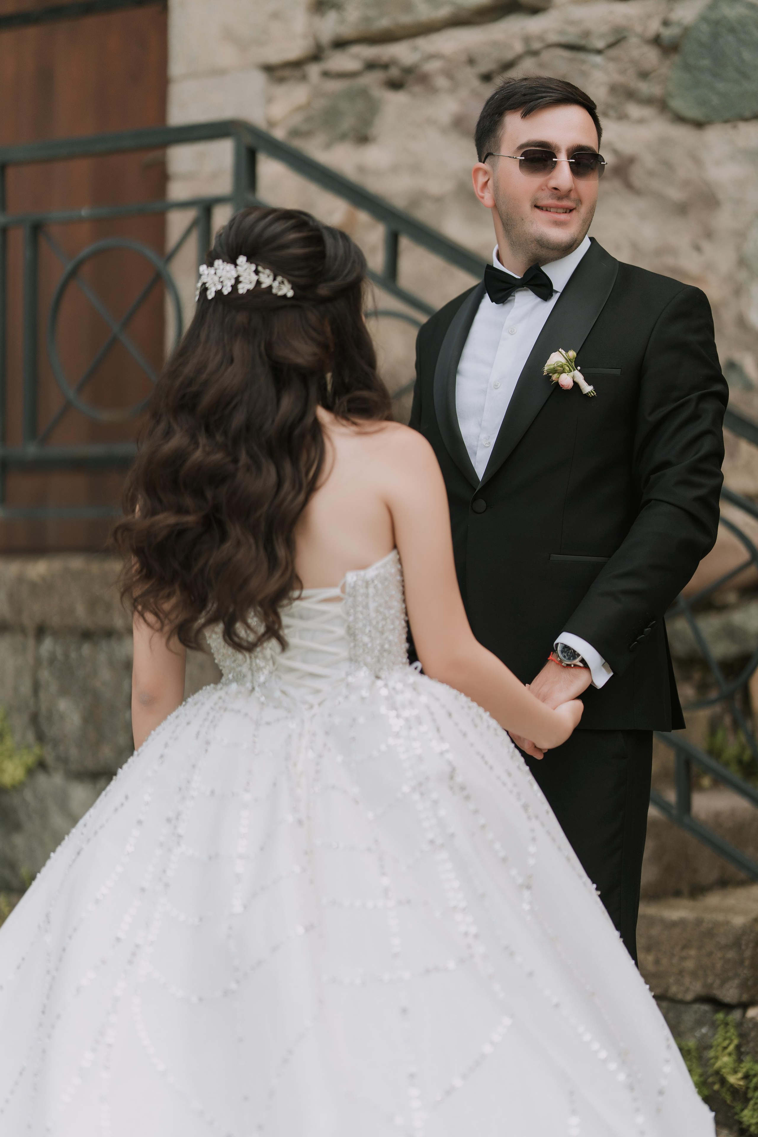 Wedding in Dilijan. Գլխավոր