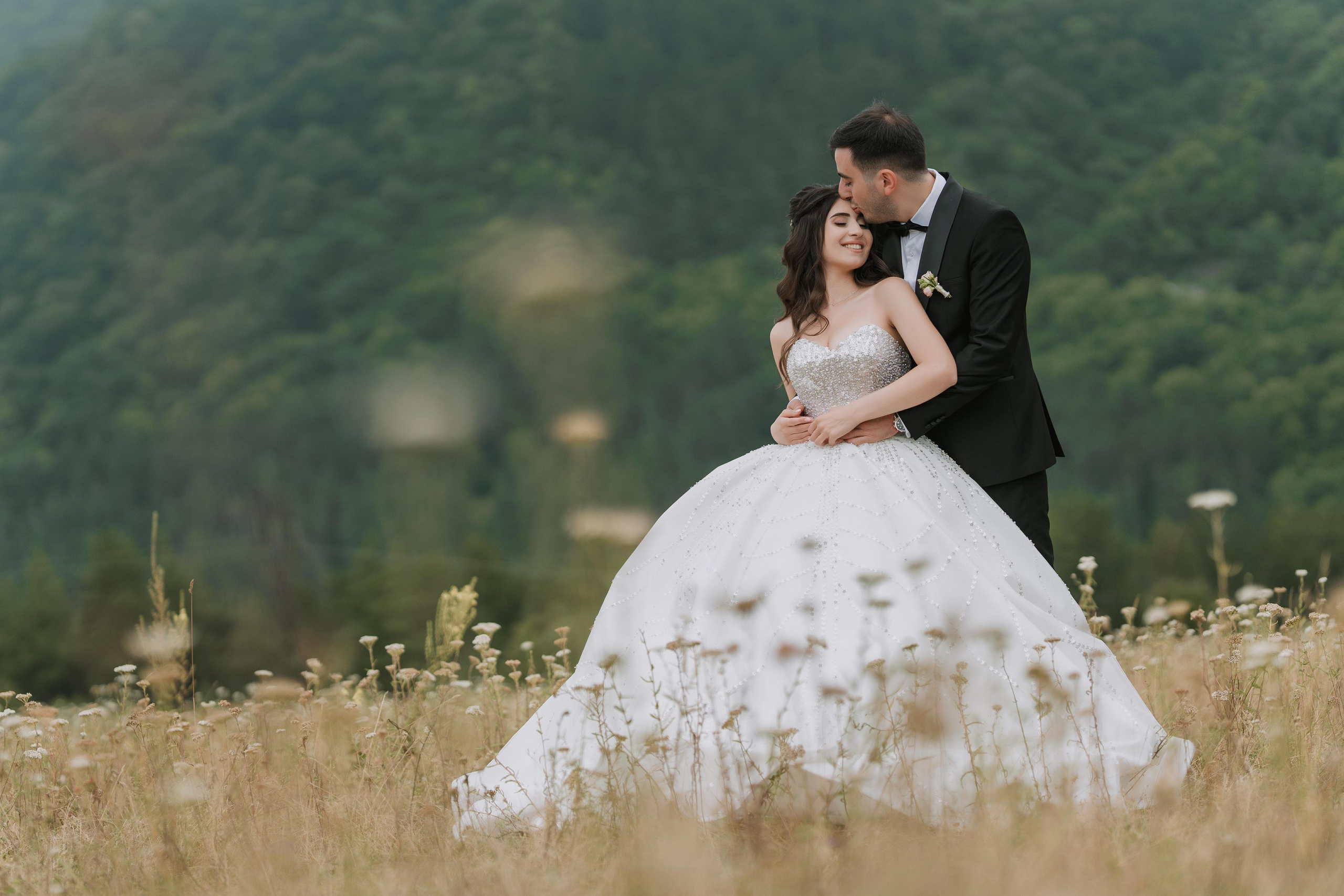 Wedding in Dilijan. Գլխավոր