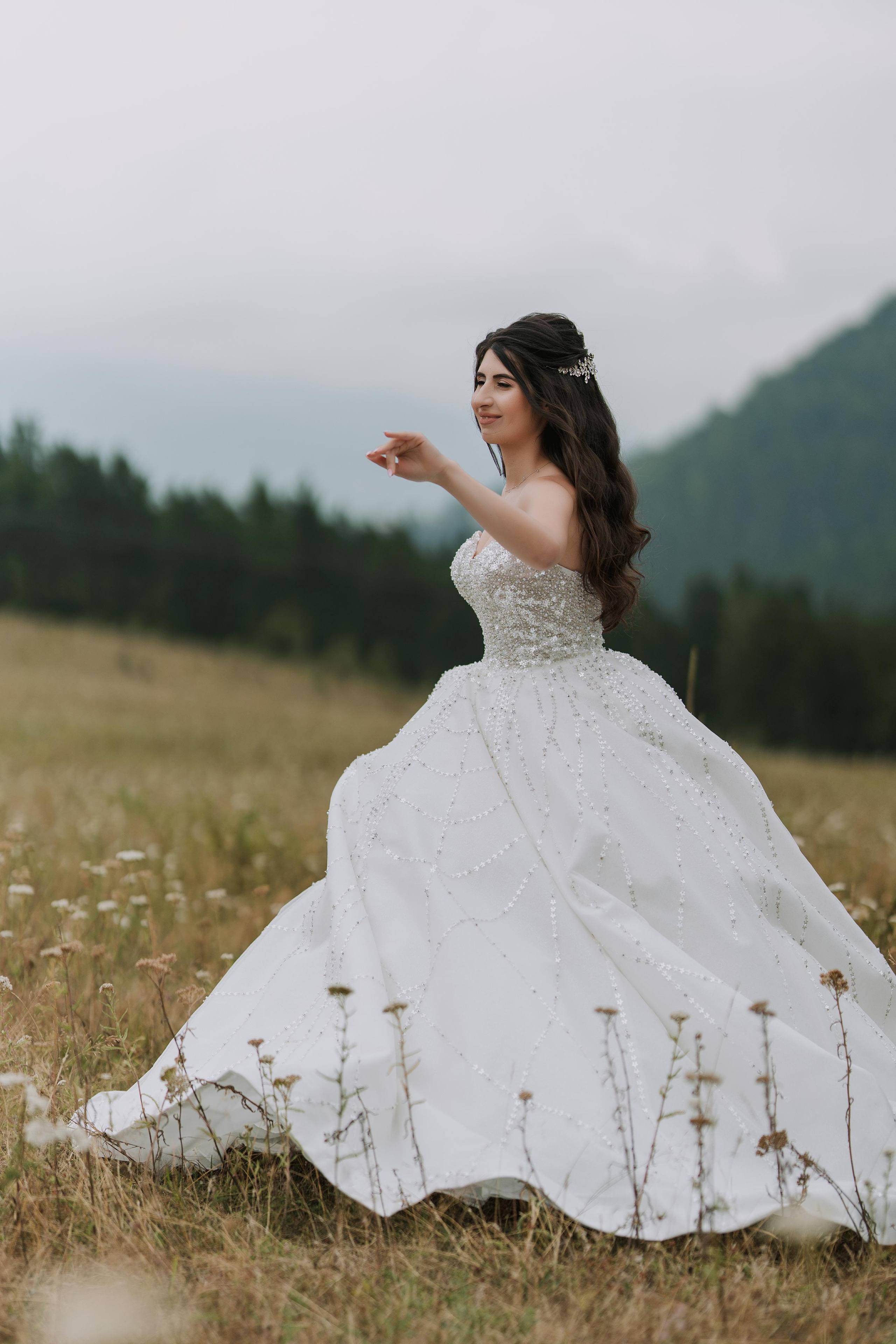 Wedding in Dilijan. Գլխավոր