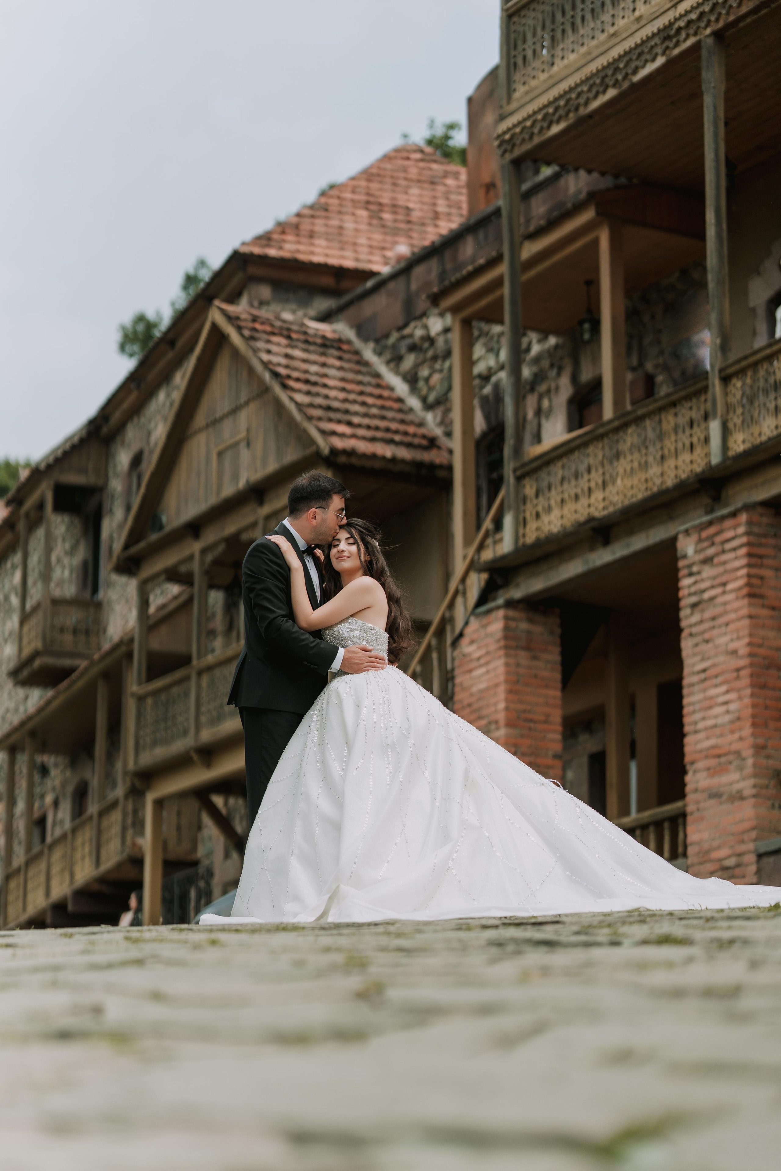 Wedding in Dilijan. Գլխավոր