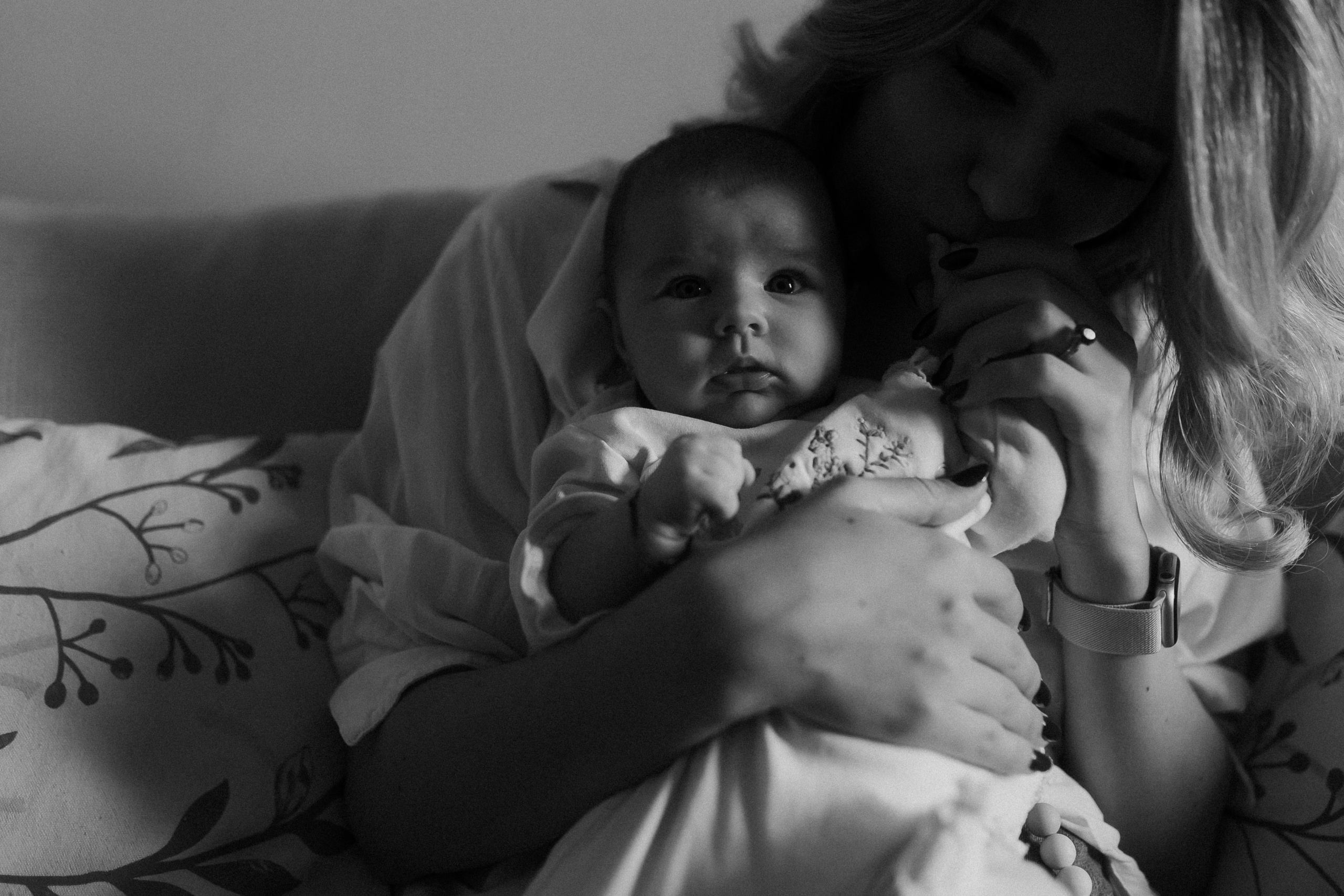 Sedinta foto pentru botez – imagini ce reflectă atmosfera de familie și iubire