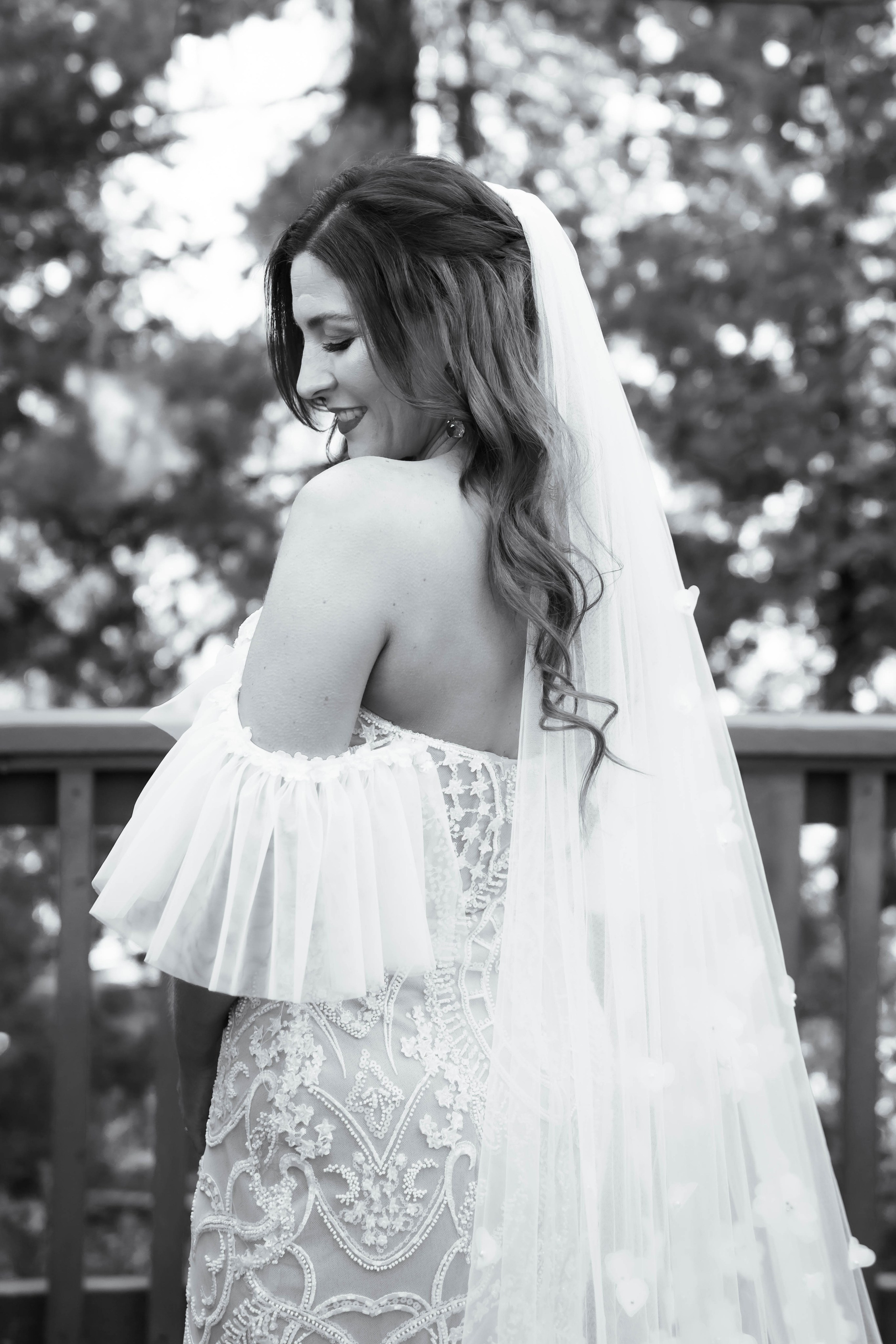Bridal portrait black and white