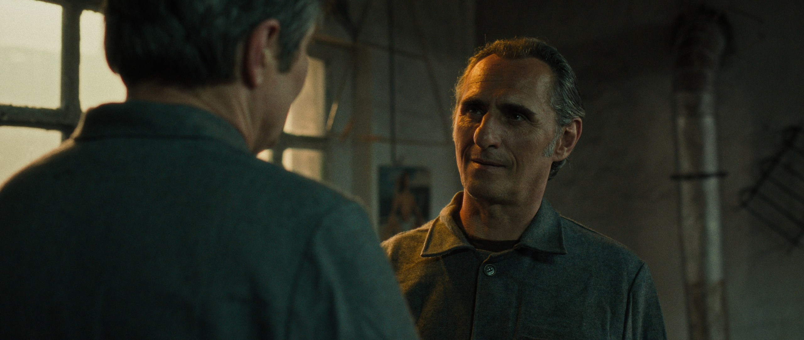 Ruski Konzul. Commercial and studio photographer in Belgrade